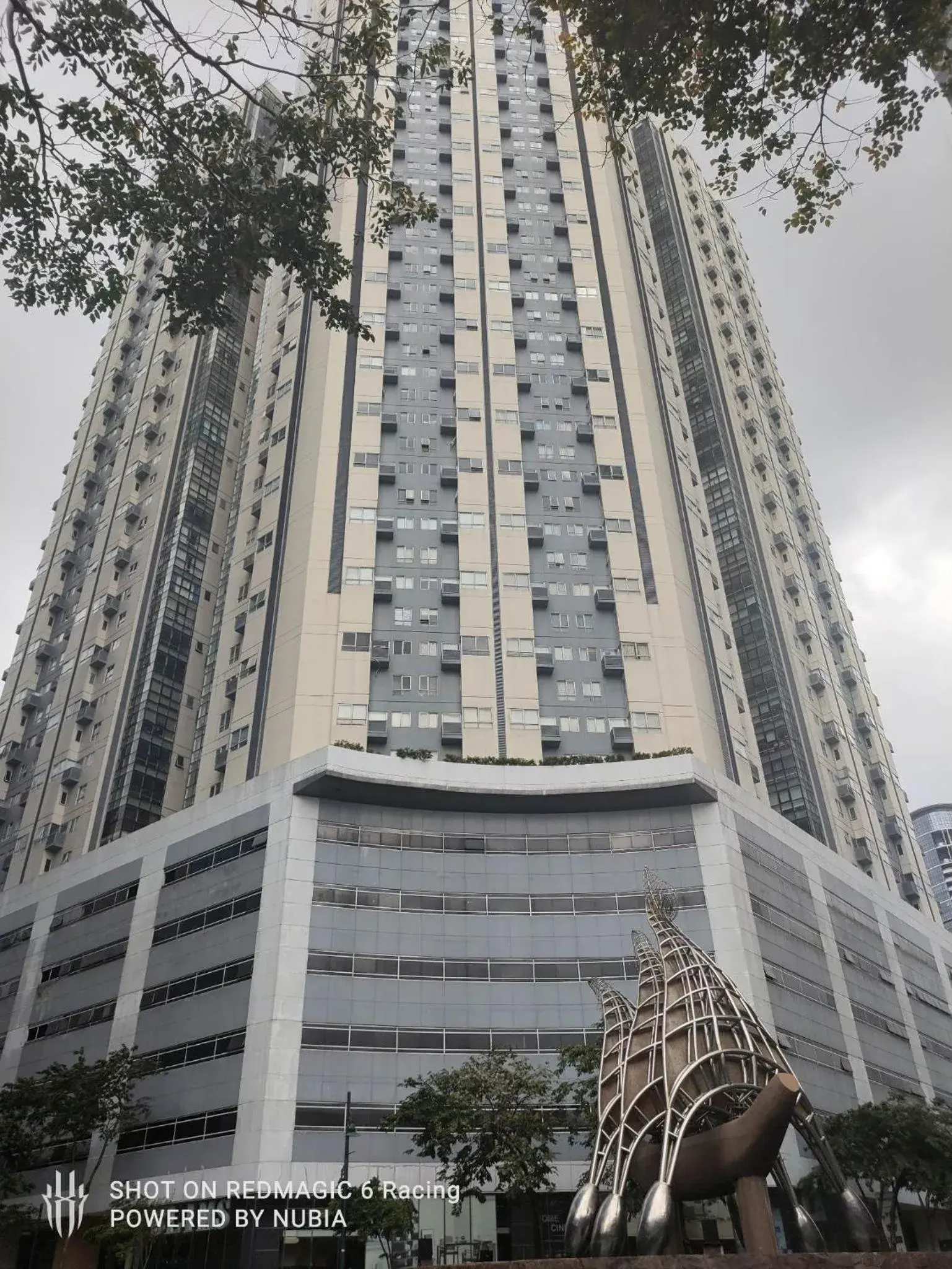 Fort Victoria Condominium Tower C Fort Victoria Condominium Tower C