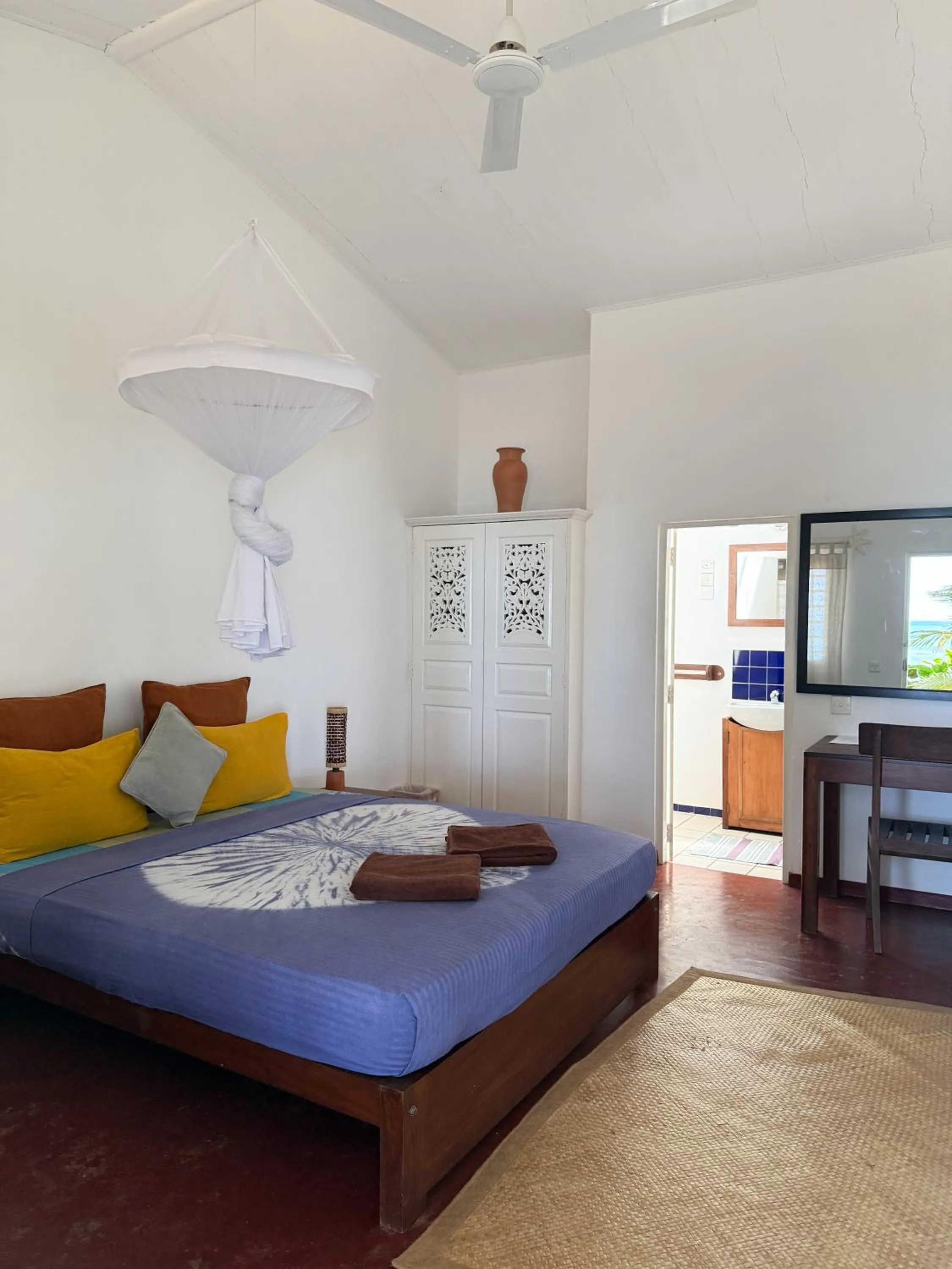 Bed in Palm villa Mirissa hotel&spa