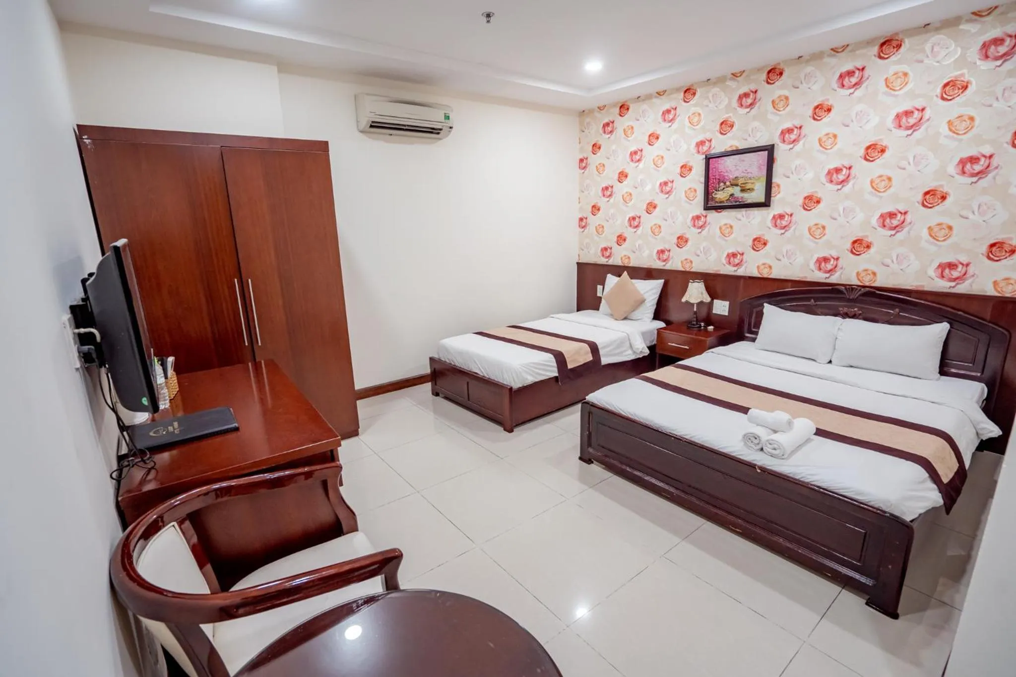 Bed in LUXURY HOTEL HẬU GIANG