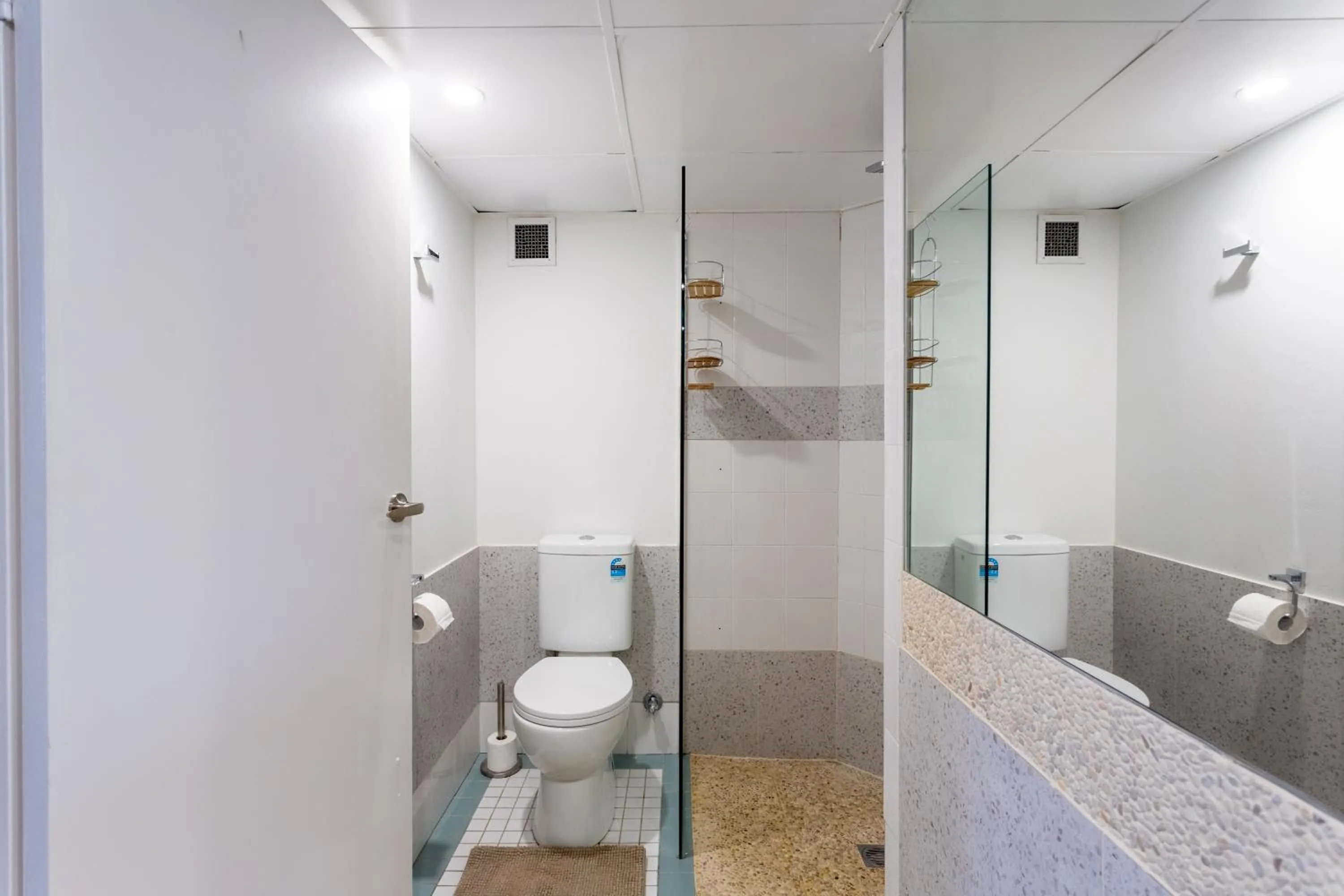 Shower in Oceanfront Family Apartment Pool & BBQ