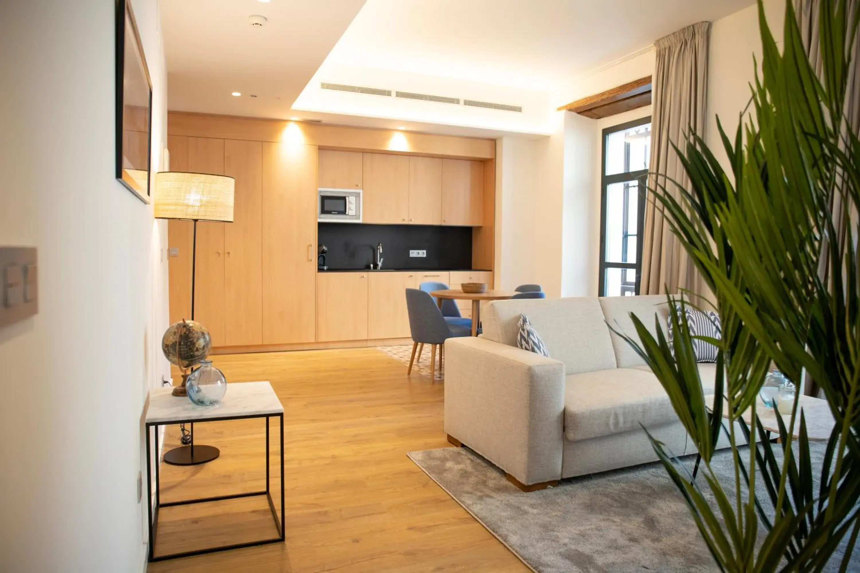 Apartment with Balcony in nQn Aparts & Suites Sevilla Apartment with Balcony in nQn Aparts & Suites Sevilla