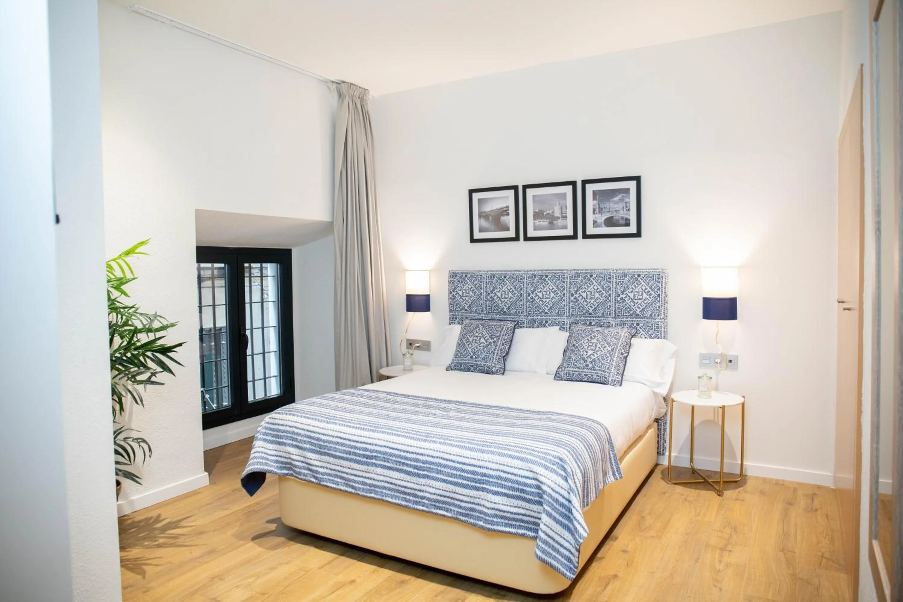 Bed in nQn Aparts & Suites Sevilla