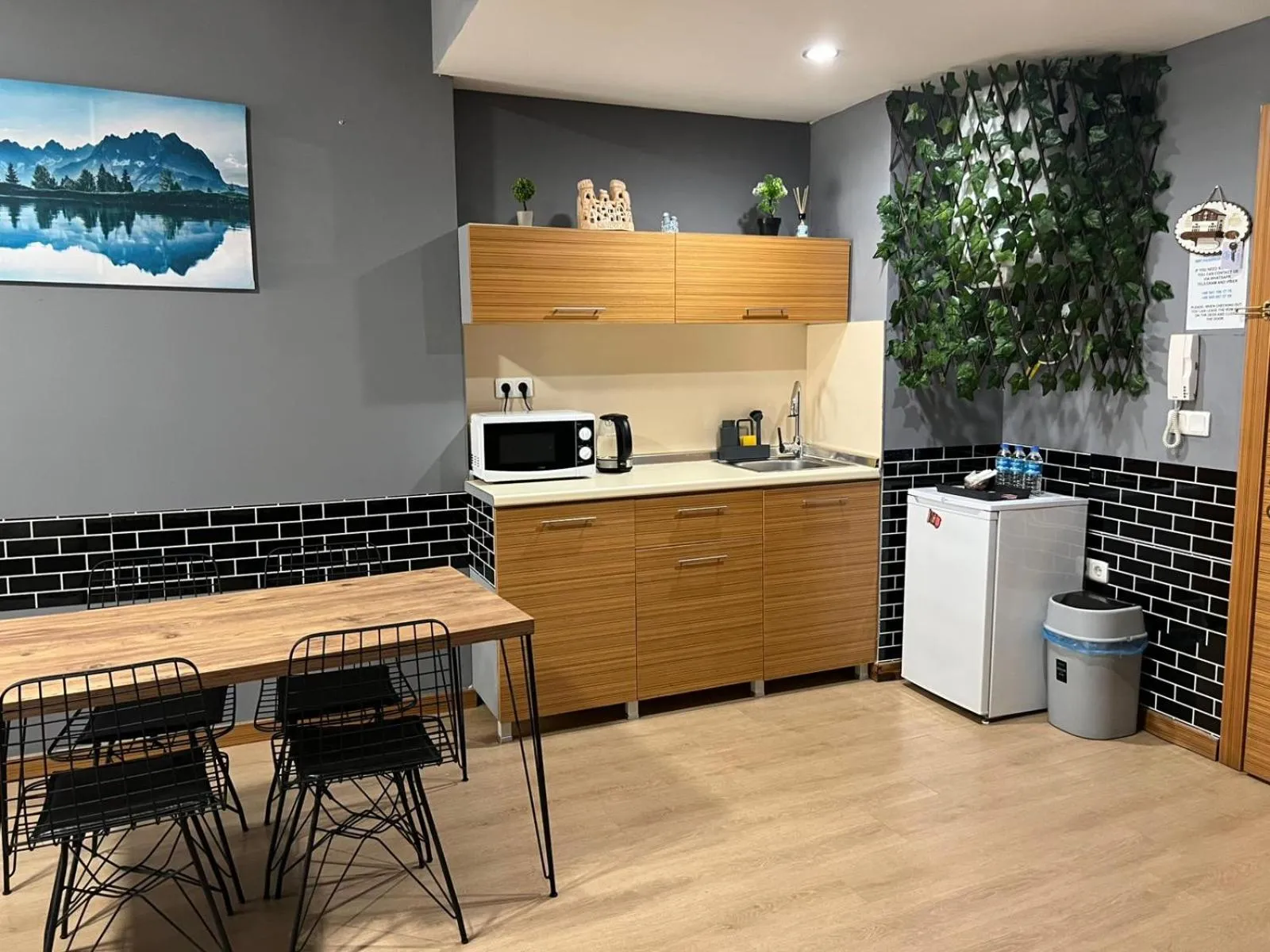 Coffee/tea facilities in Nur Sena's House