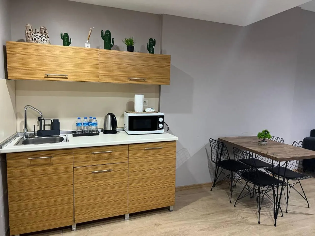 Coffee/tea facilities in Nur Sena's House