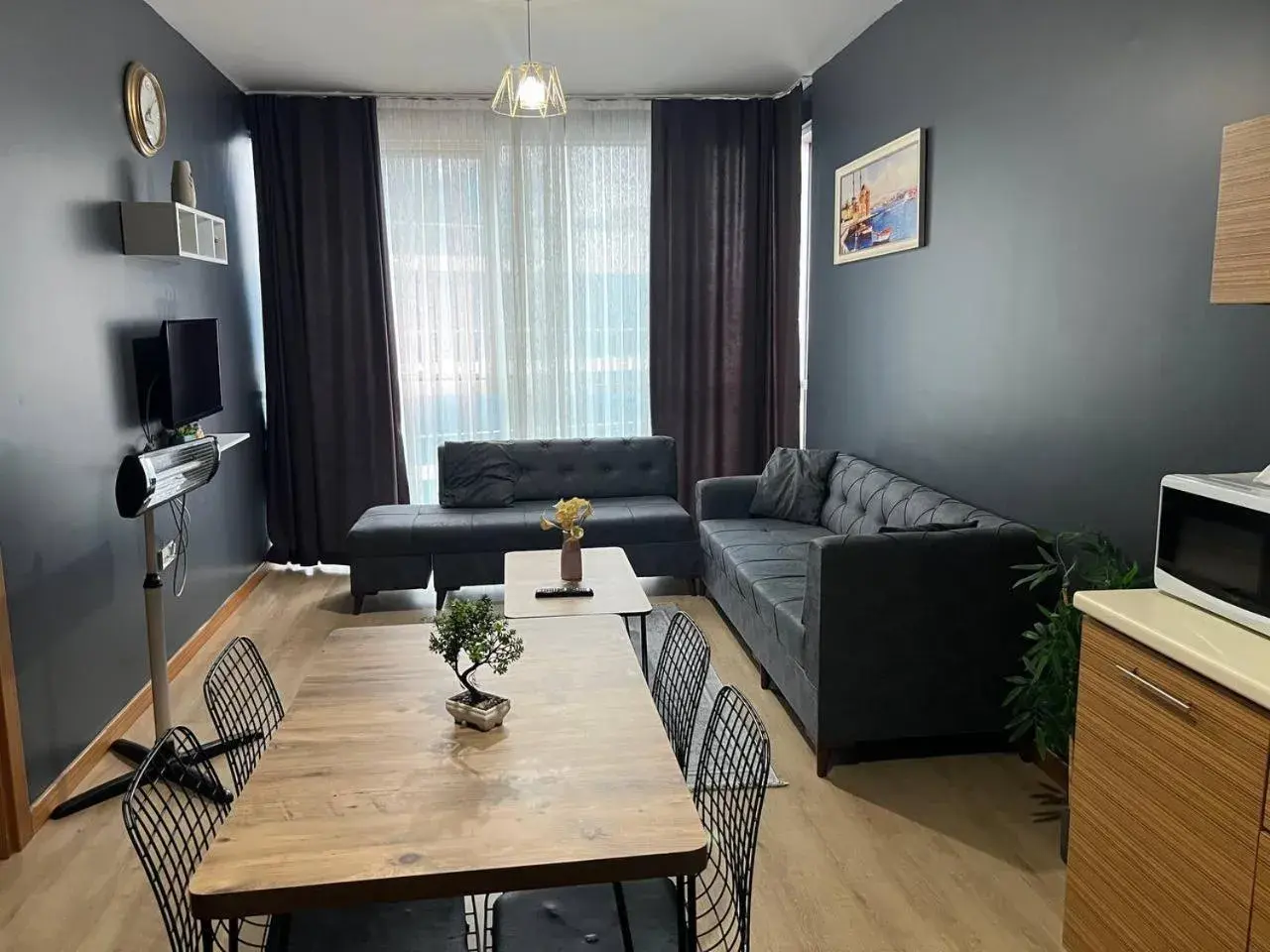 TV and multimedia in Nur Sena's House TV and multimedia in Nur Sena's House