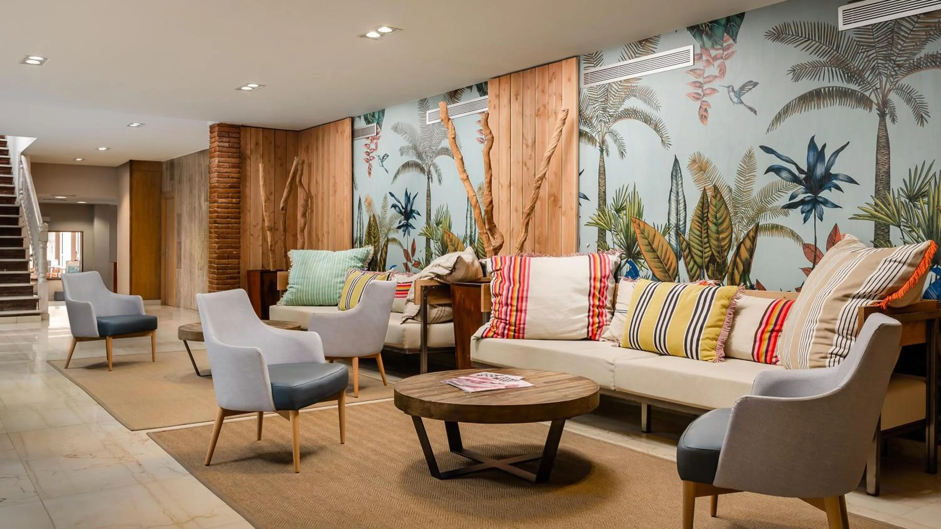 Lobby or reception in ALEGRIA Maripins