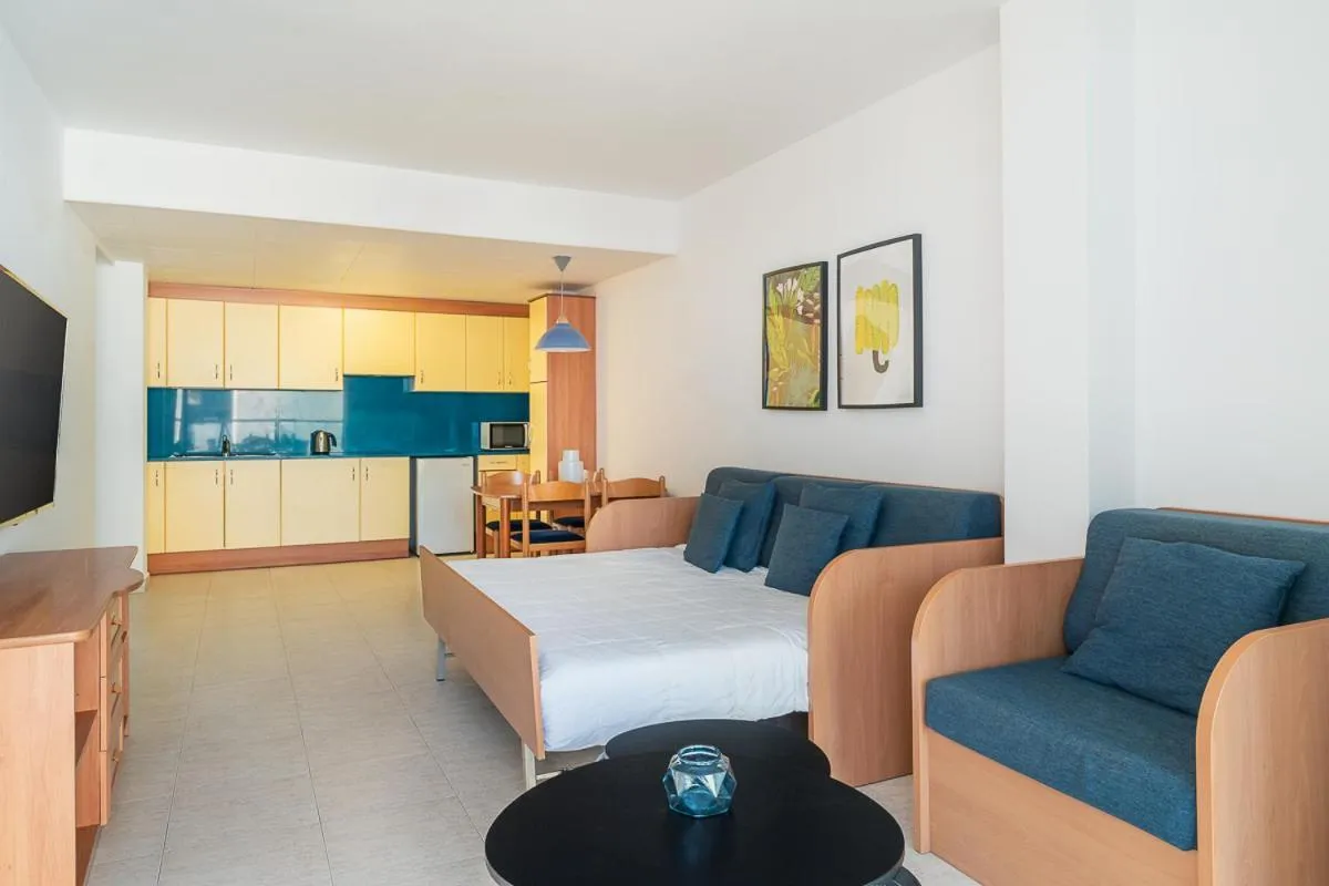 FERGUS Club Pineda Splash