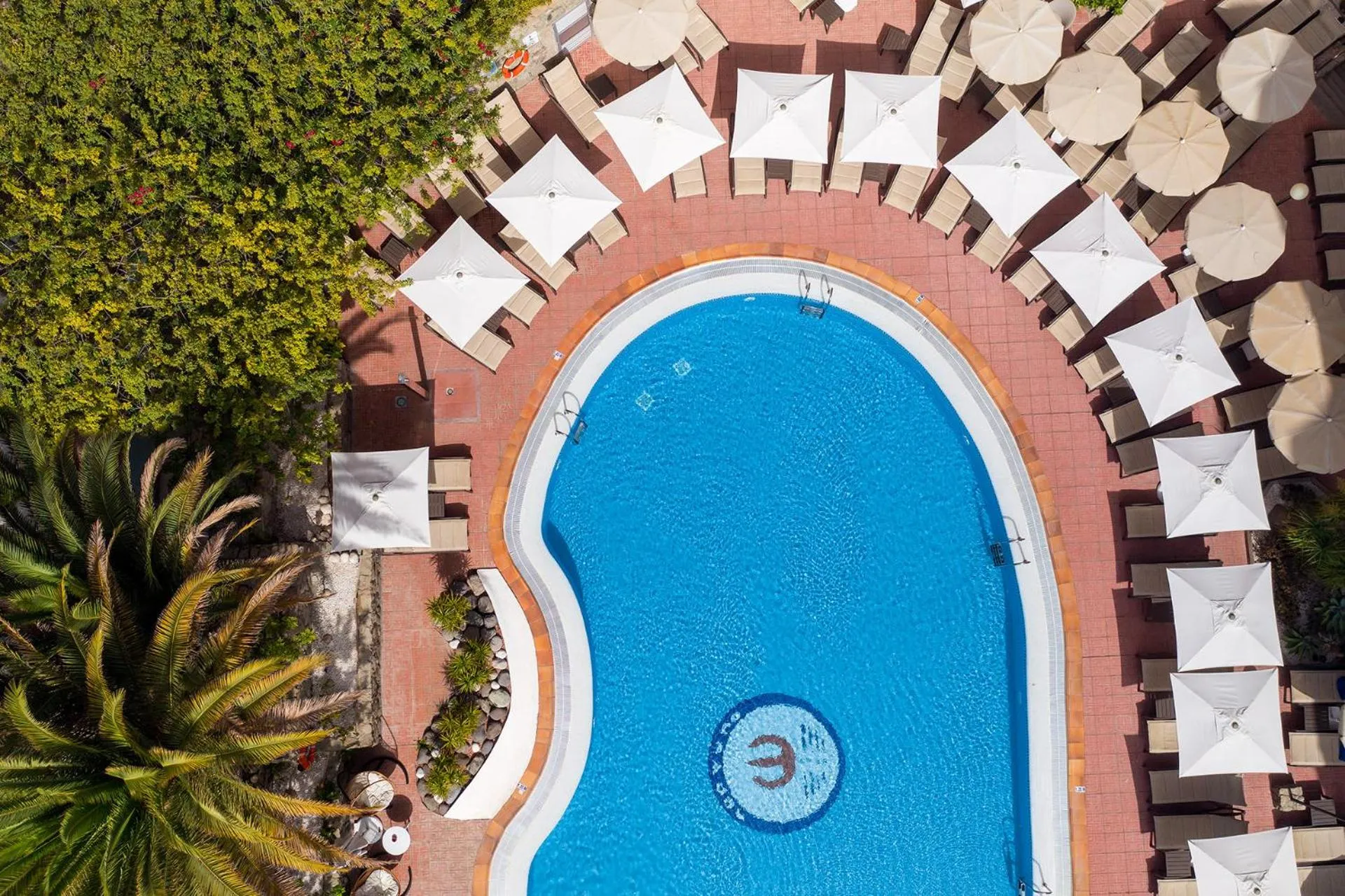 Pool view in MUR Neptuno Gran Canaria - Adults Only