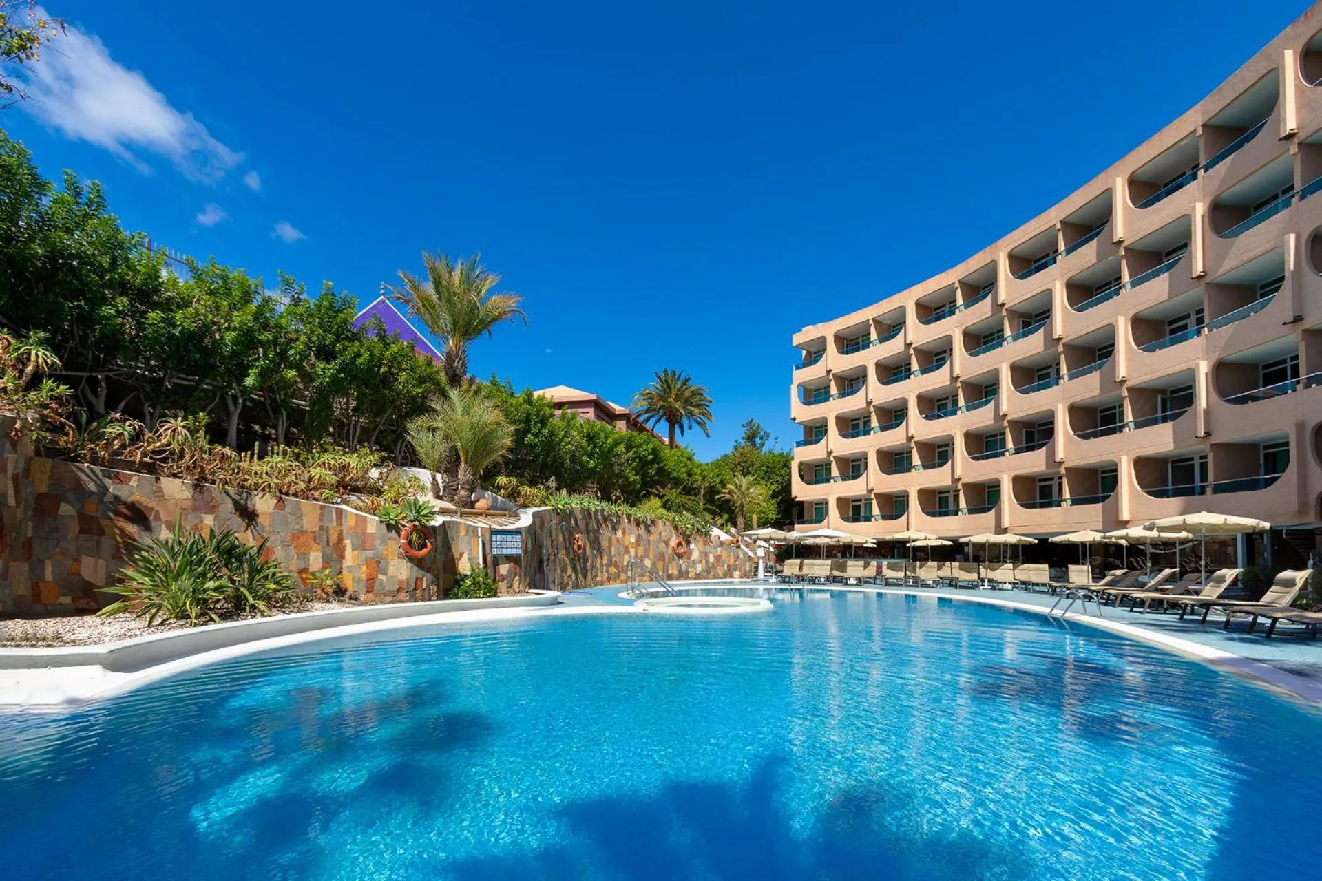 Swimming pool in MUR Apartamentos Buenos Aires Gran Canaria