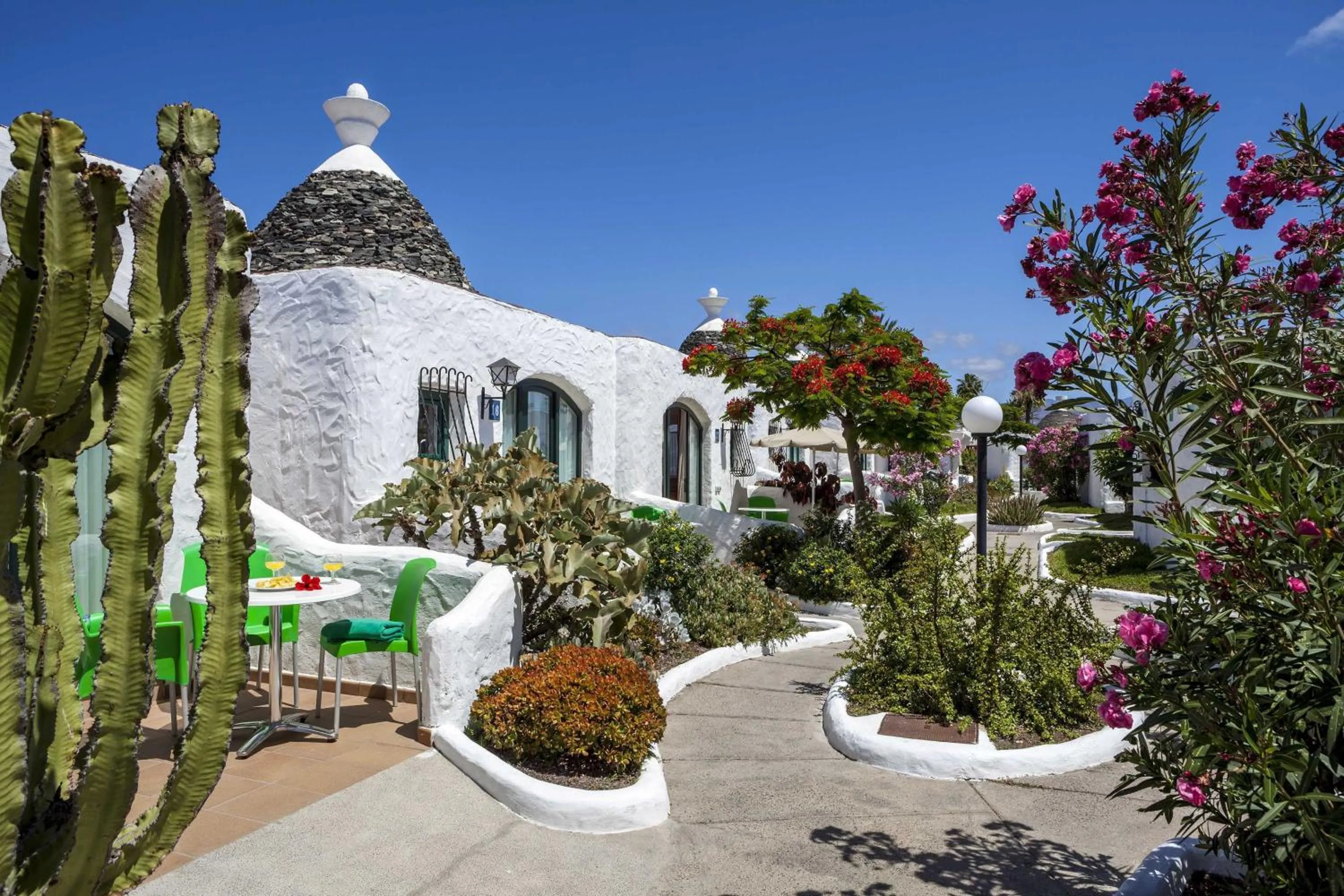 Bird's eye view in MUR Bungalows Parque Romantico