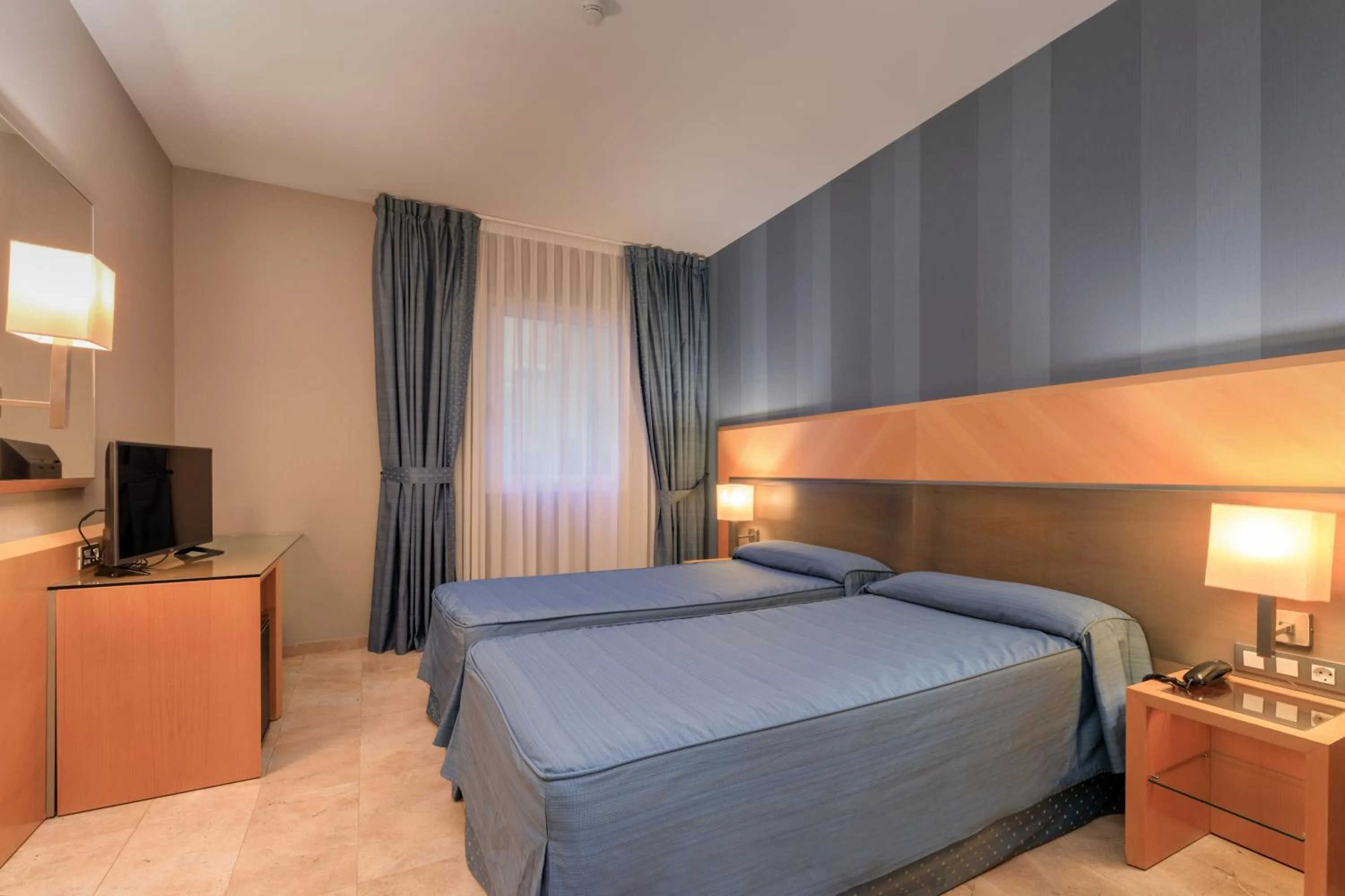 Bedroom, Bed in Hotel del Mar