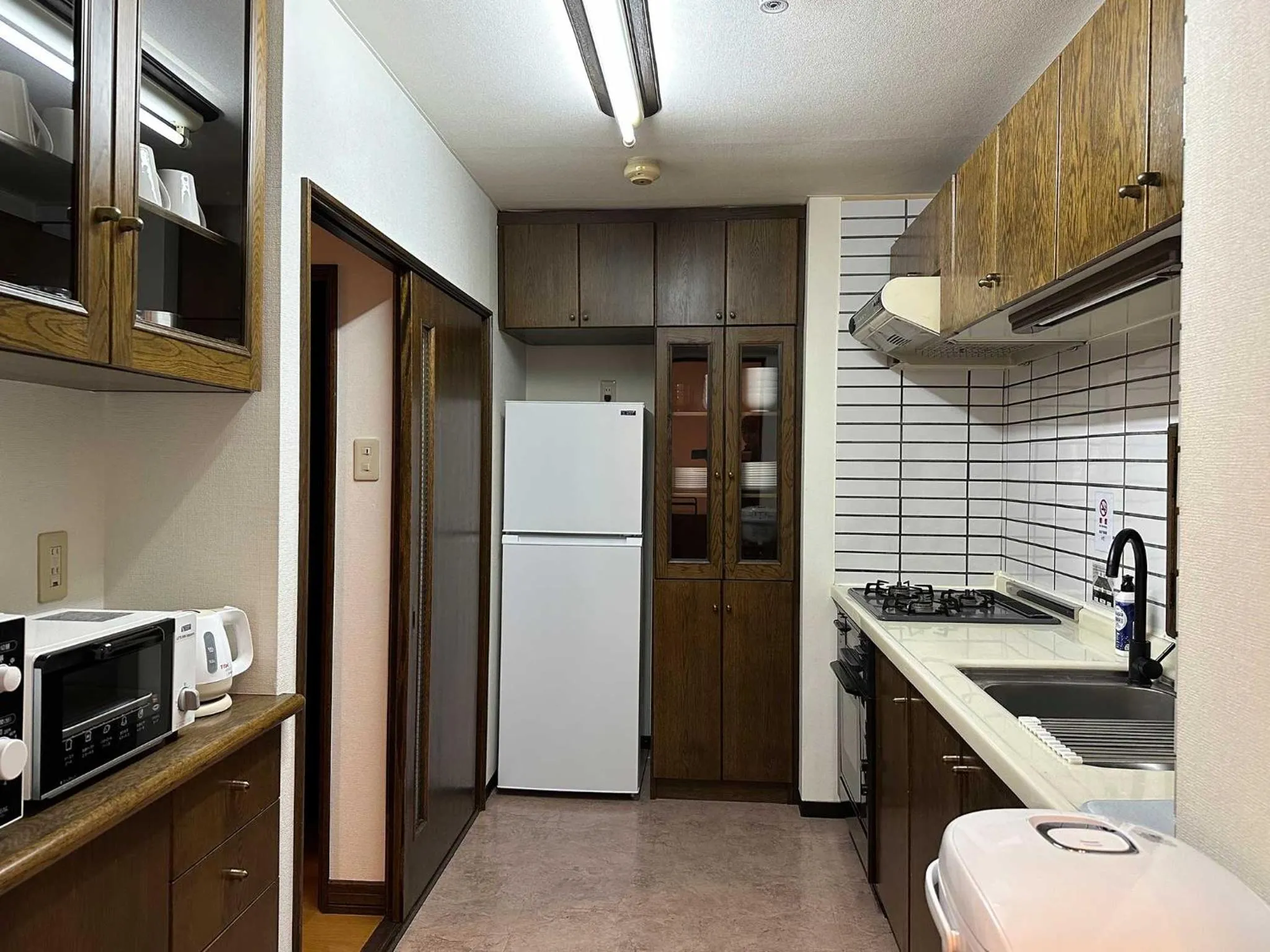 Kitchen or kitchenette in LIT’S INN Sapporo