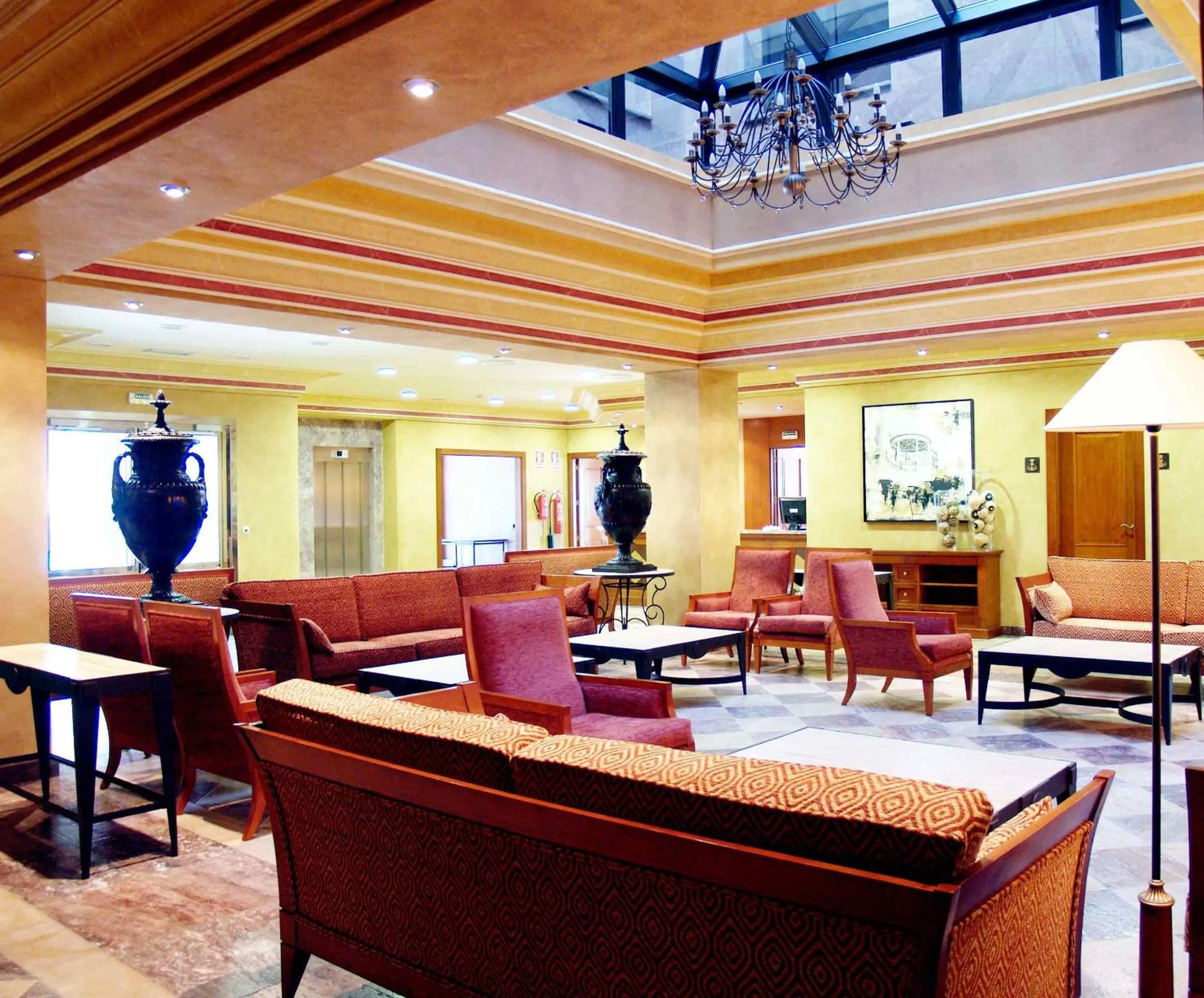 Living room in Hotel Pamplona Villava