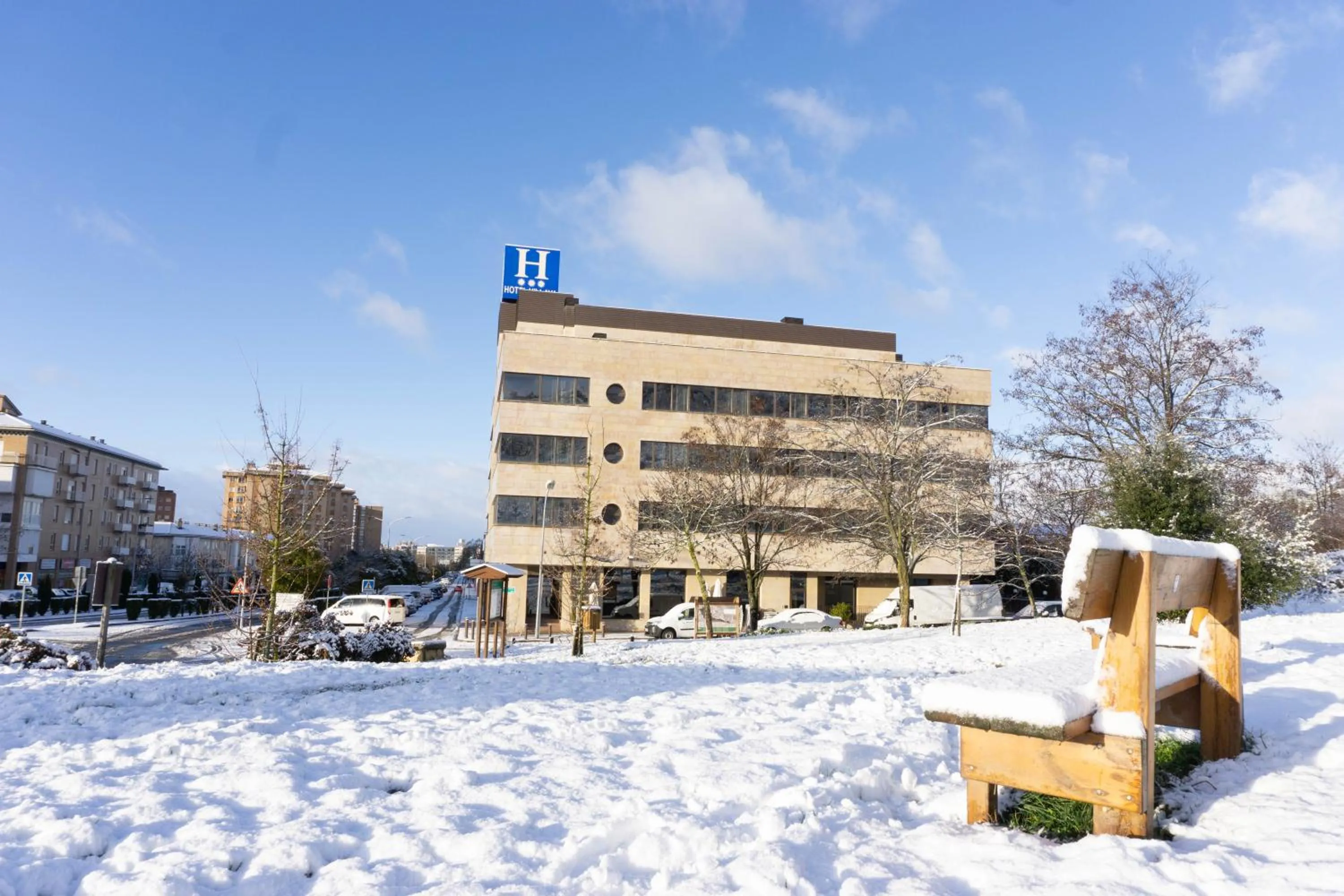 Facade/entrance in Hotel Pamplona Villava