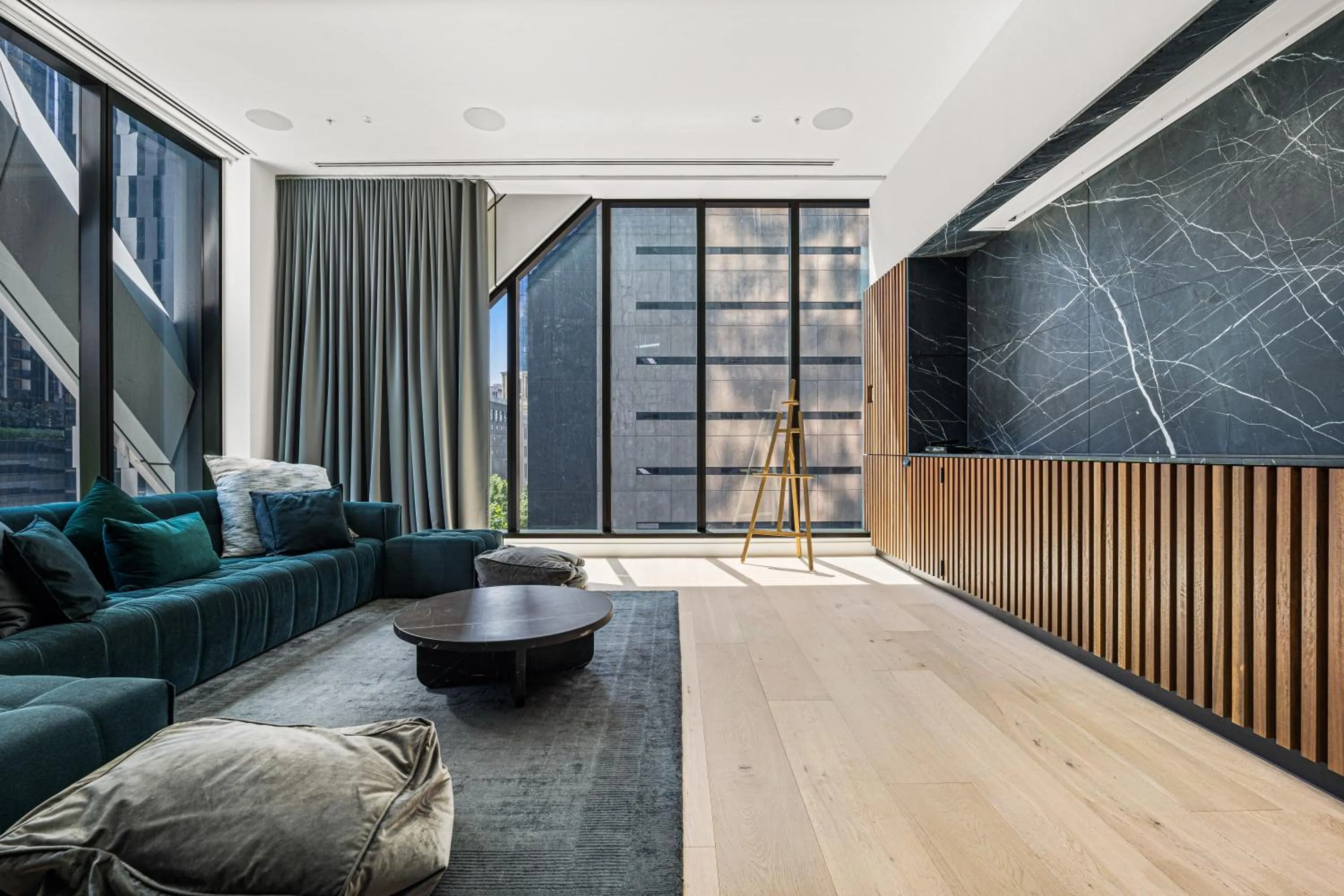 Communal lounge/ TV room in Paragon Apartments by CLLIX