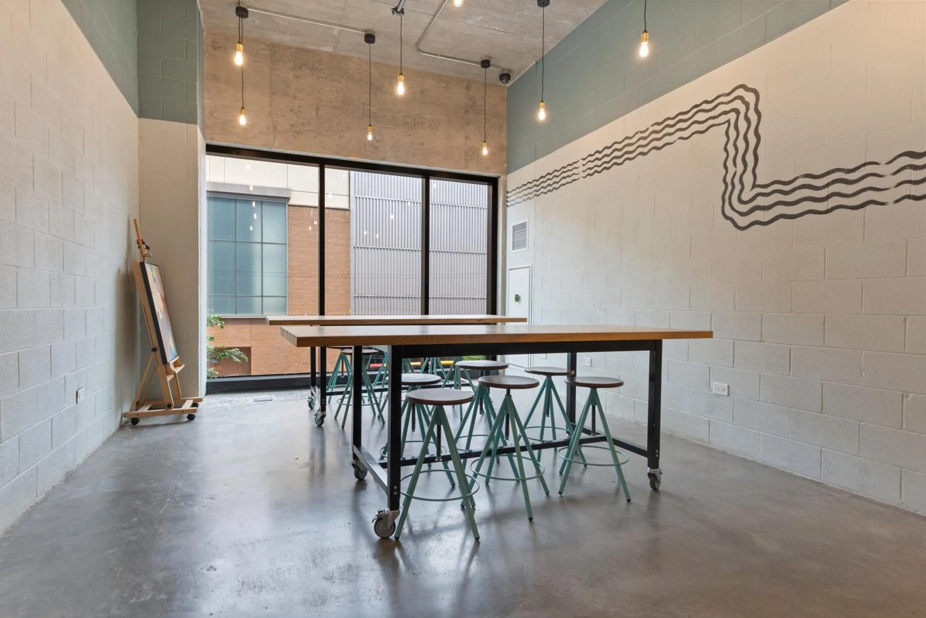 Communal lounge/ TV room in Avra Stylish Apartments Prime West Loop Location Near Union Park