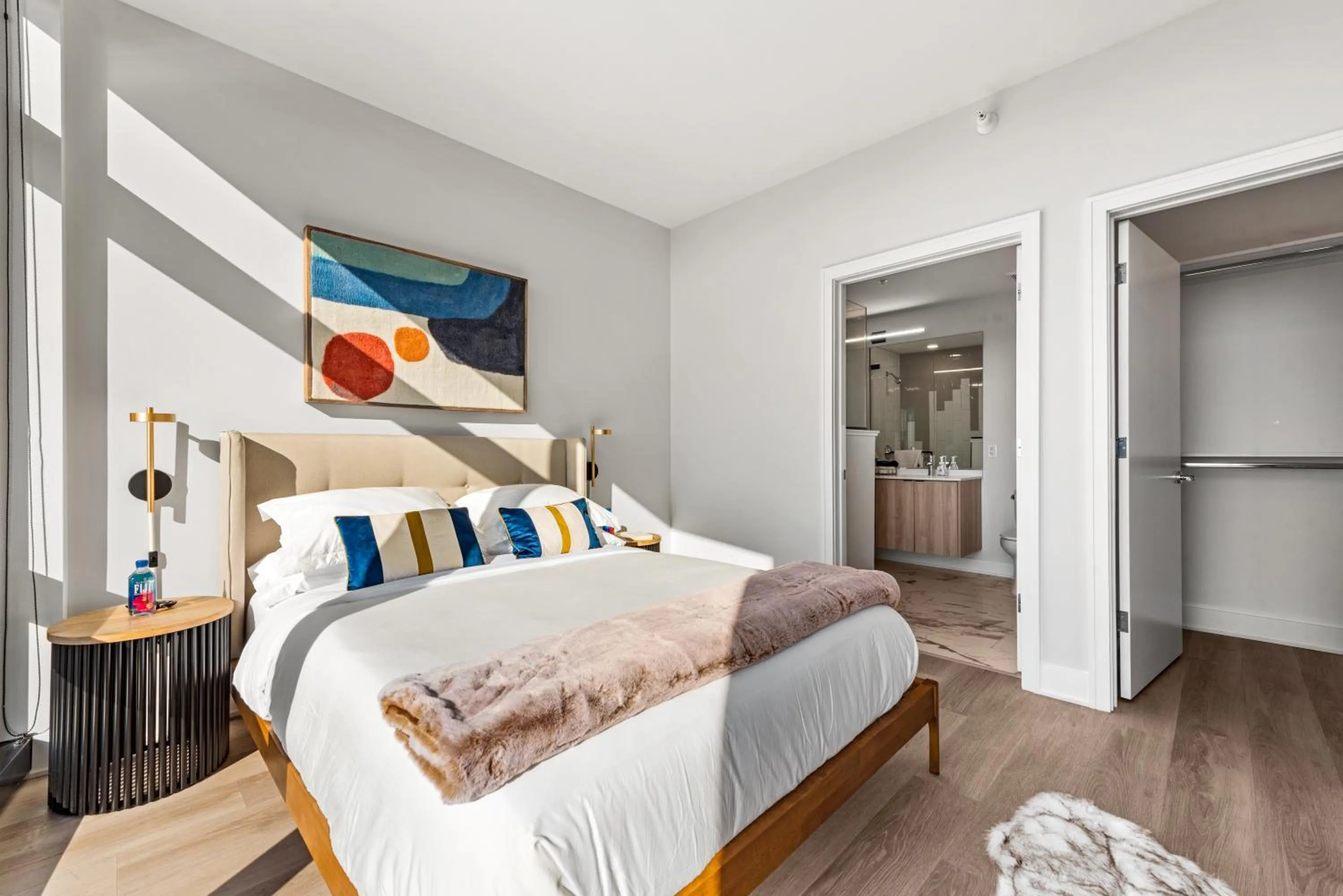 Bed in Avra Stylish Apartments Prime West Loop Location Near Union Park