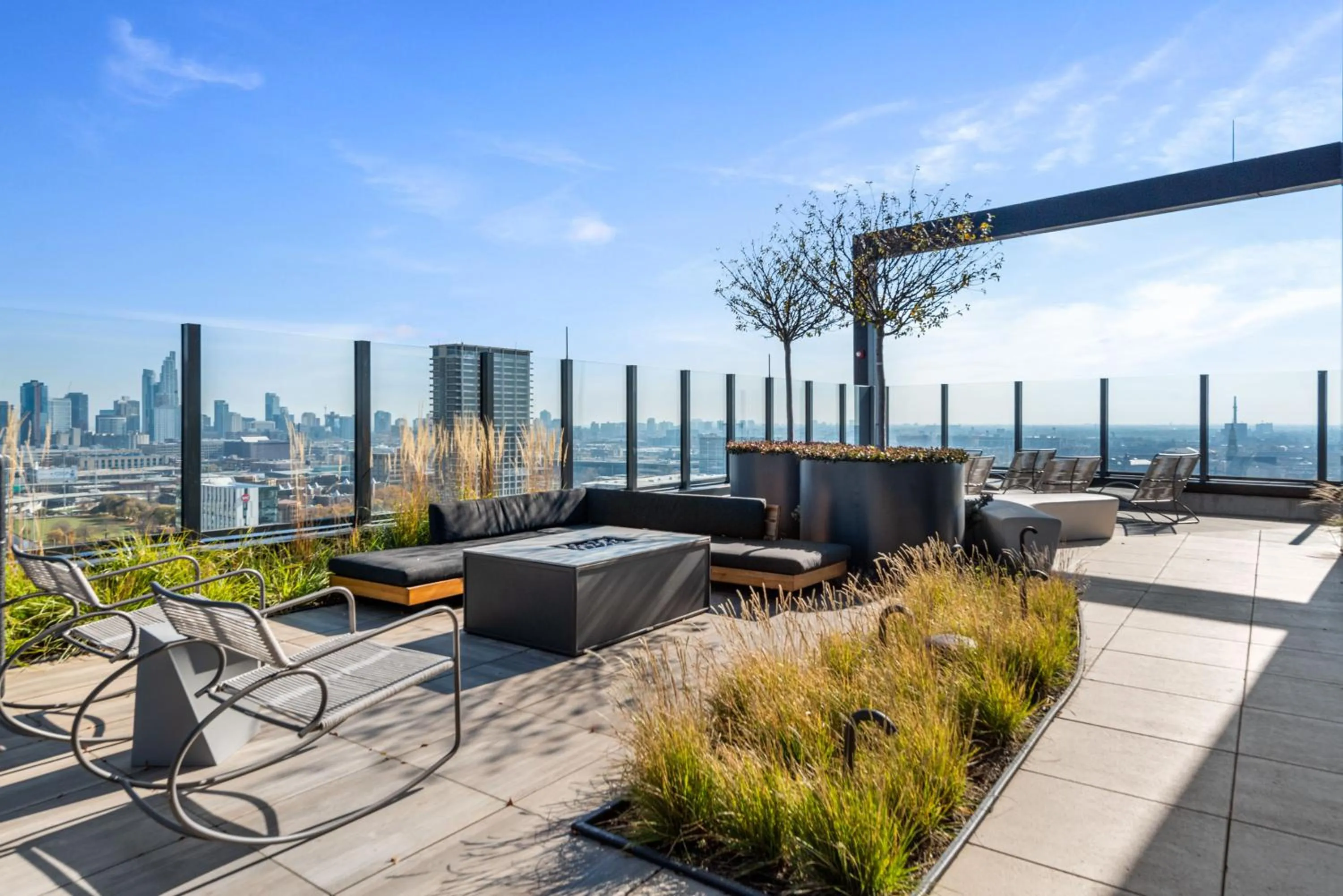 Communal lounge/ TV room in Avra Stylish Apartments Prime West Loop Location Near Union Park