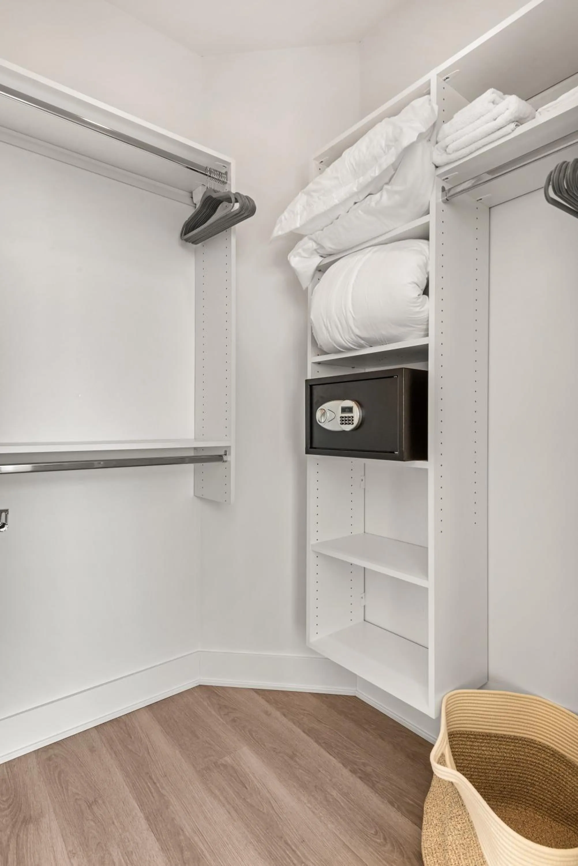 safe, Bed in Avra Stylish Apartments Prime West Loop Location Near Union Park