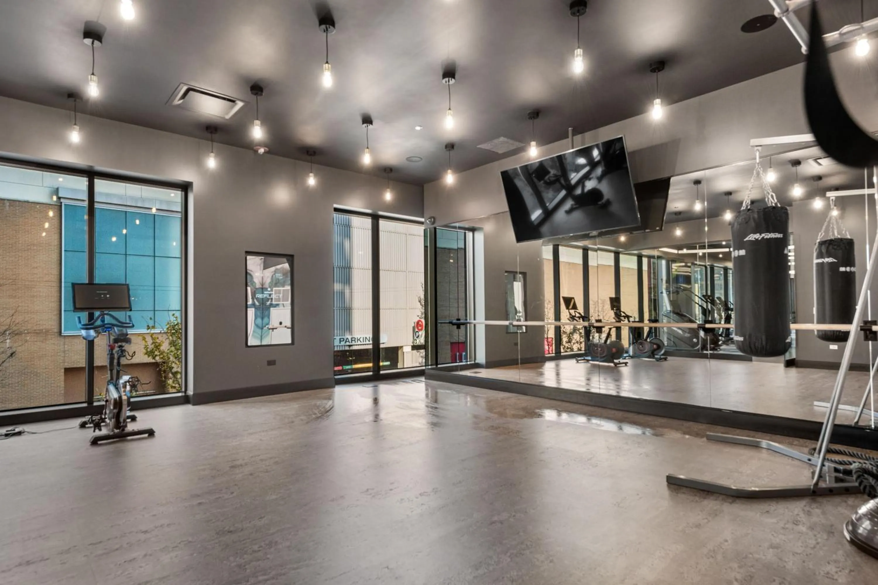 Fitness centre/facilities in Avra Stylish Apartments Prime West Loop Location Near Union Park