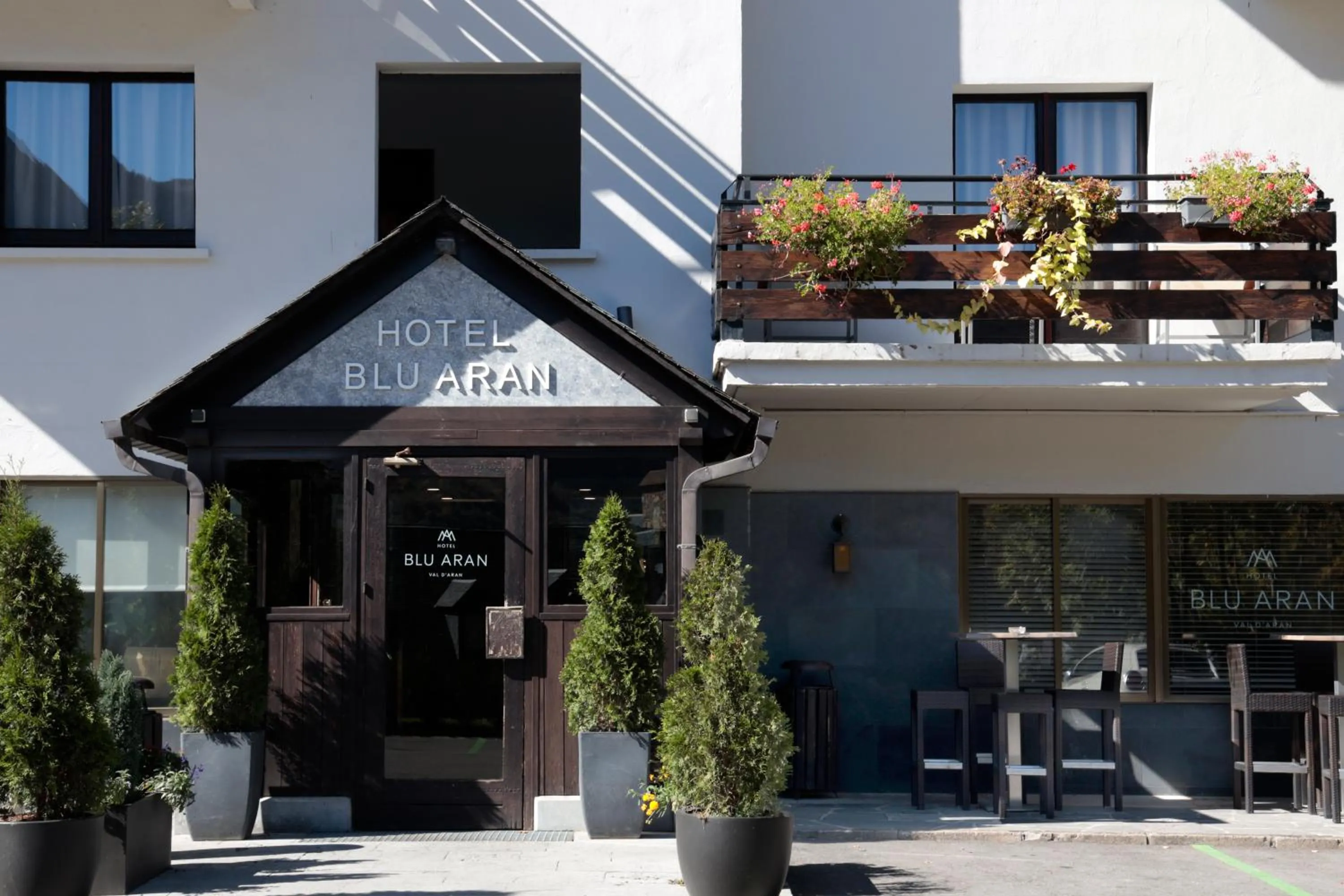 Facade/entrance in Hotel Blu Aran