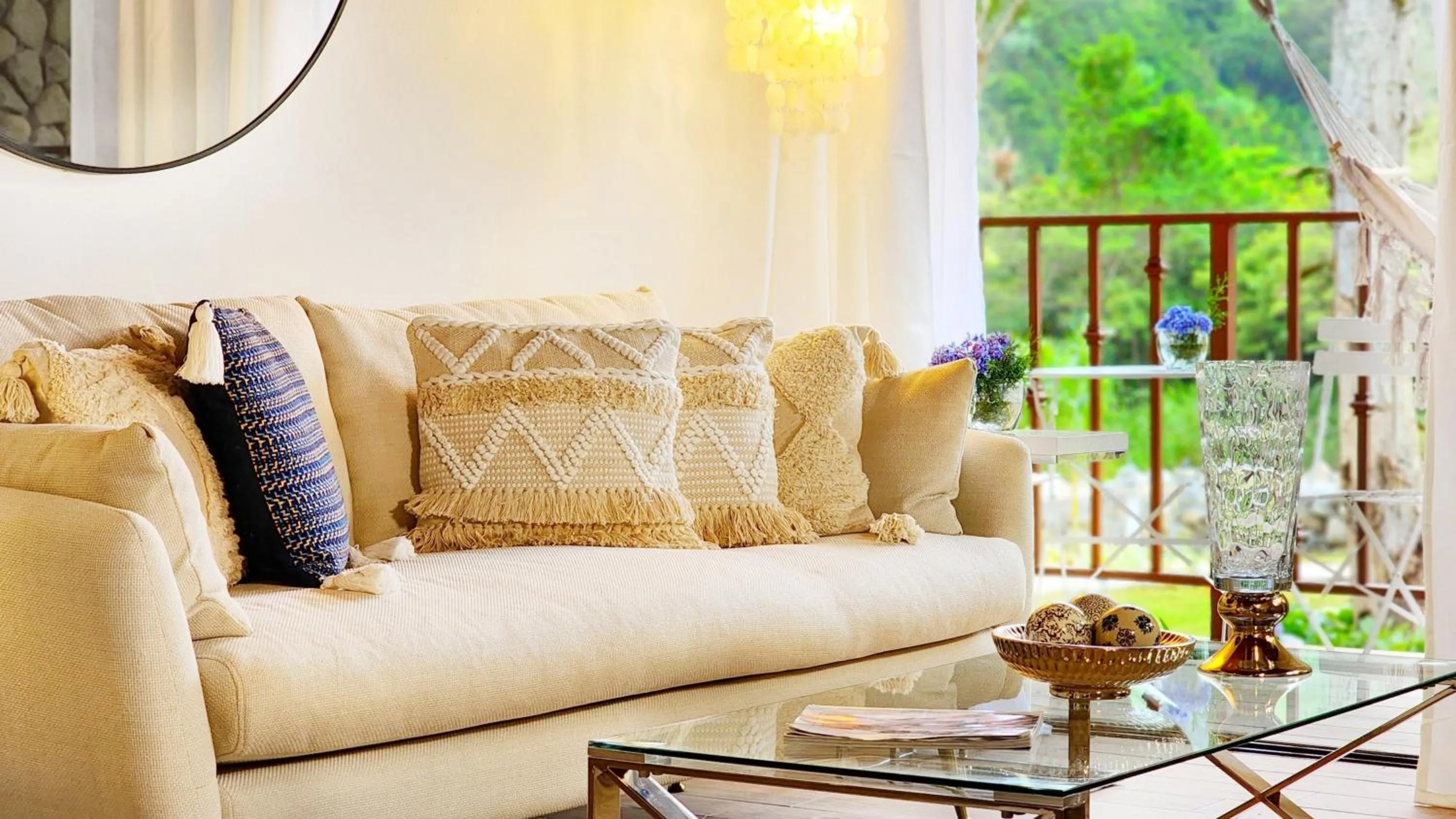 Living room in Rio Verde by Villa Alejandro