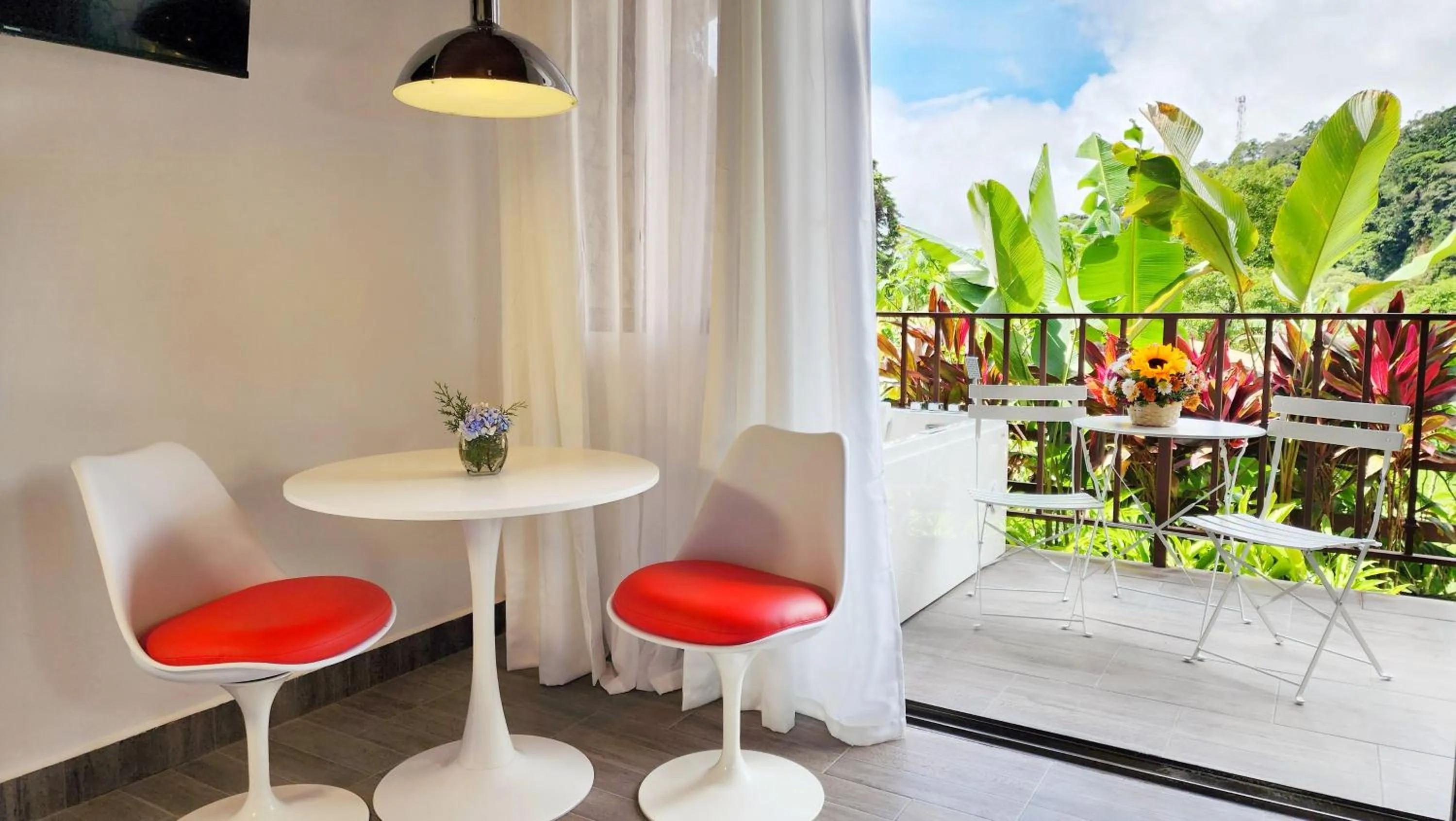 Patio in Rio Verde by Villa Alejandro