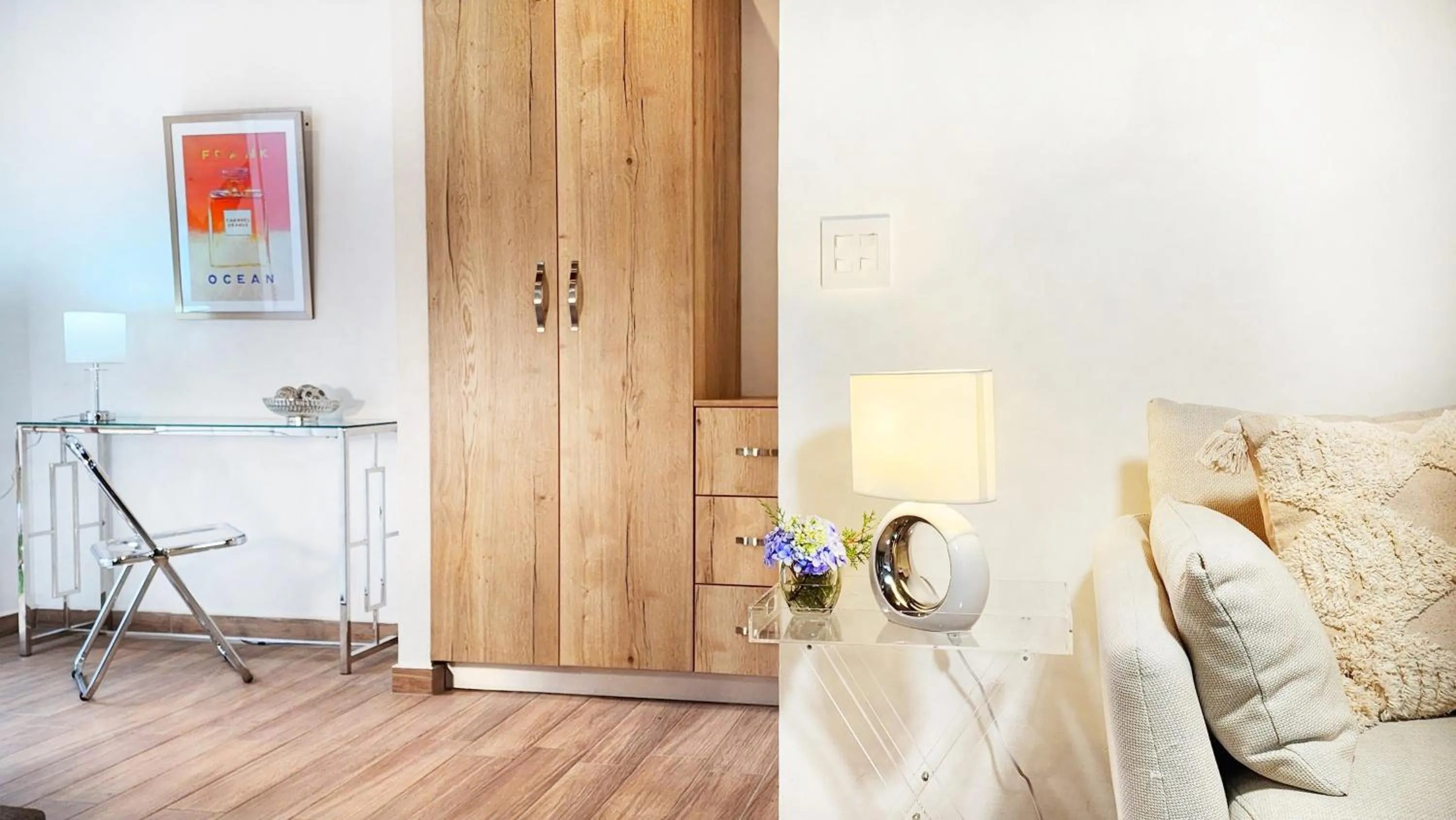 Living room in Rio Verde by Villa Alejandro