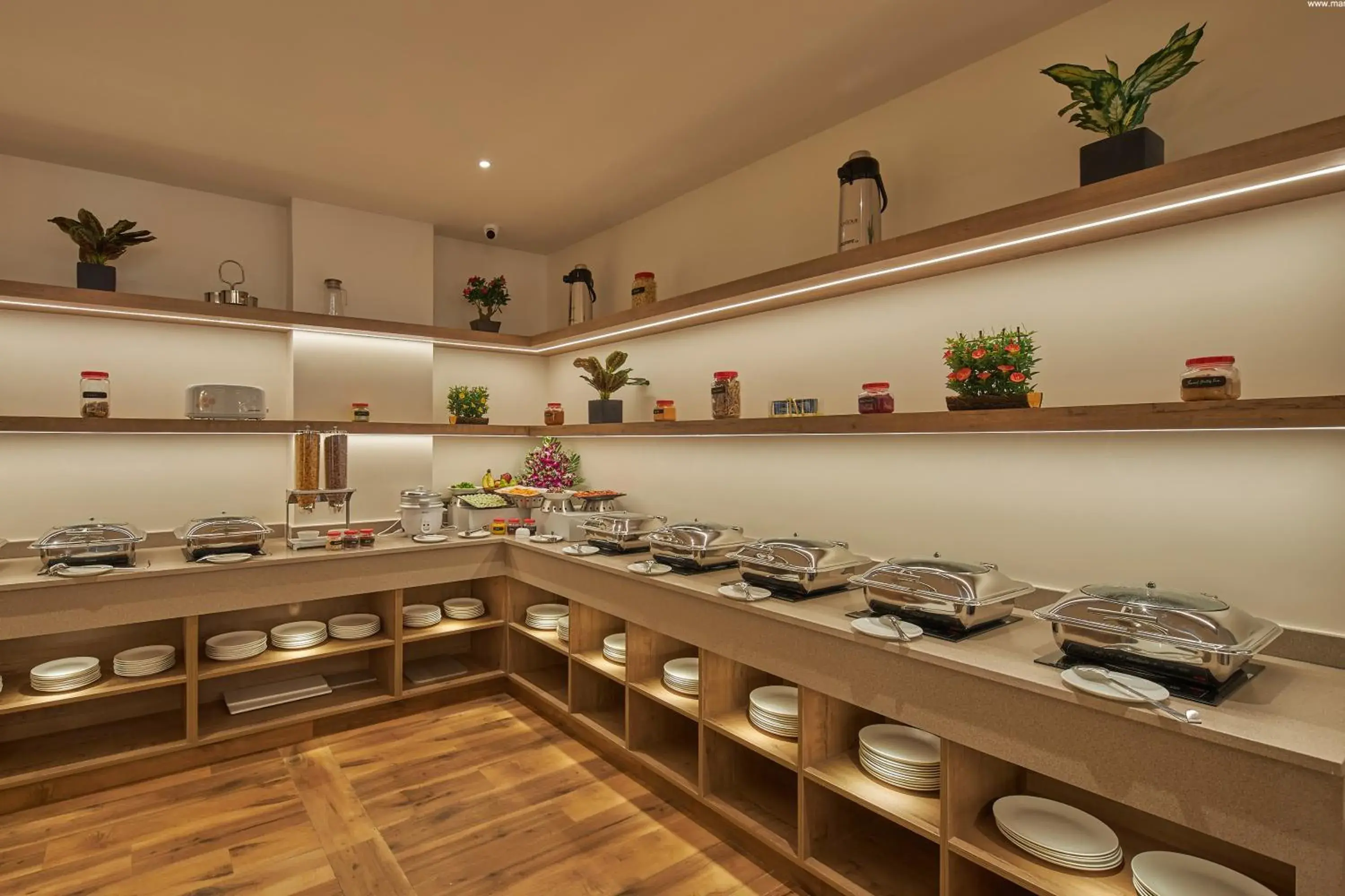 Food and drinks in Regenta Inn Grand-ORR, Mahadevapura Food and drinks in Regenta Inn Grand-ORR, Mahadevapura