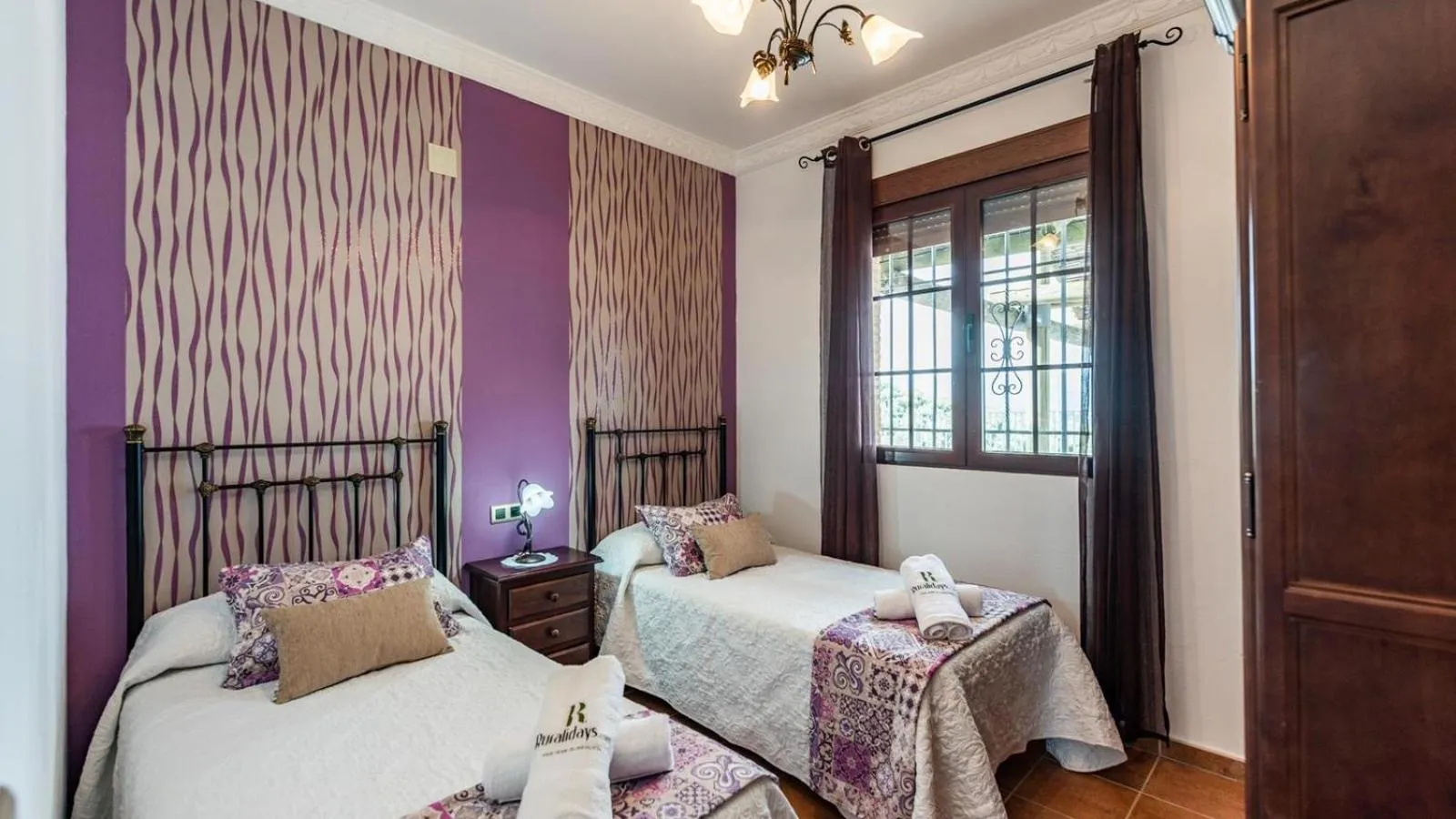 Bedroom, Bed in La Villa del Lago Iznájar by Ruralidays