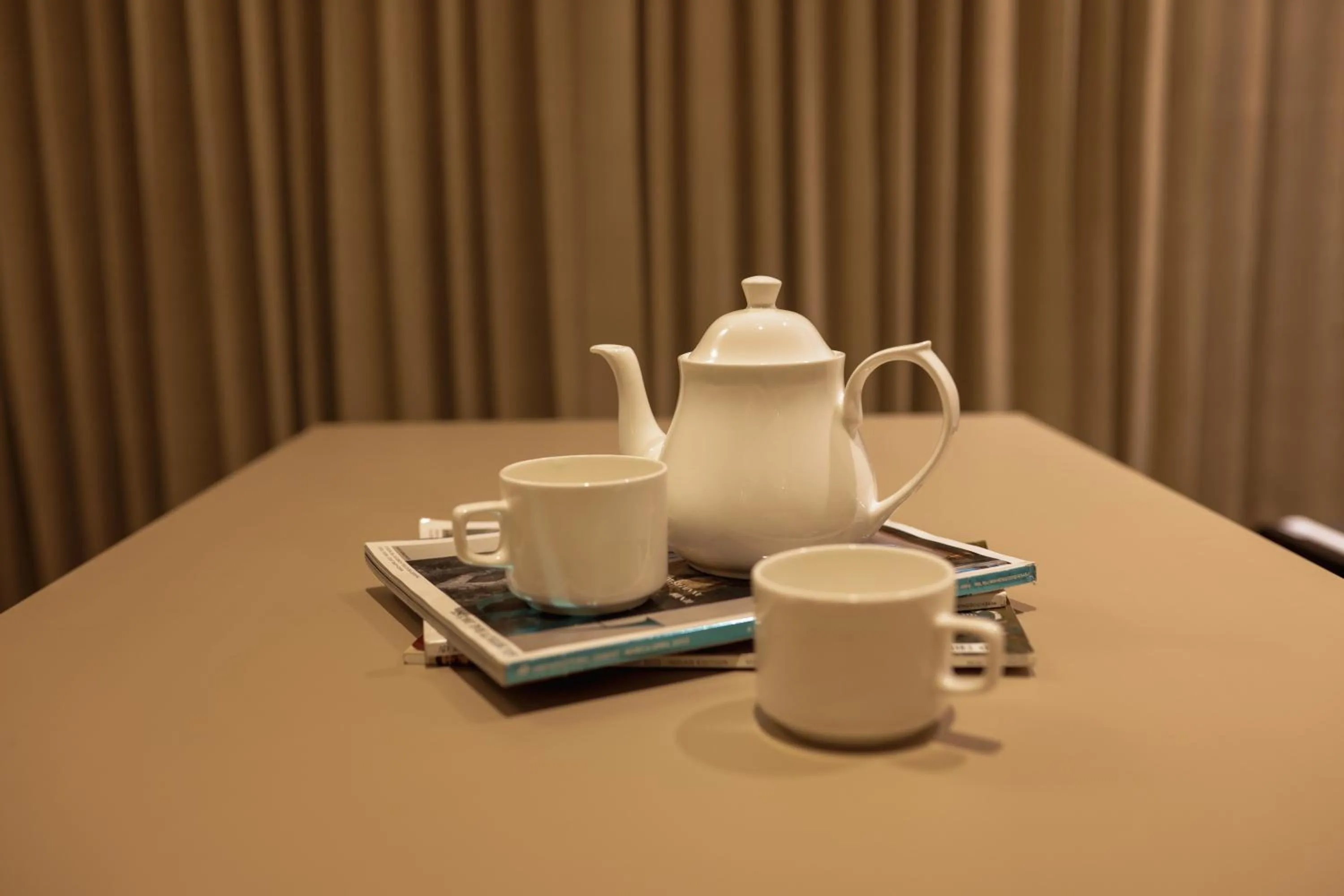 Coffee/tea facilities in HILUX COURTYARD