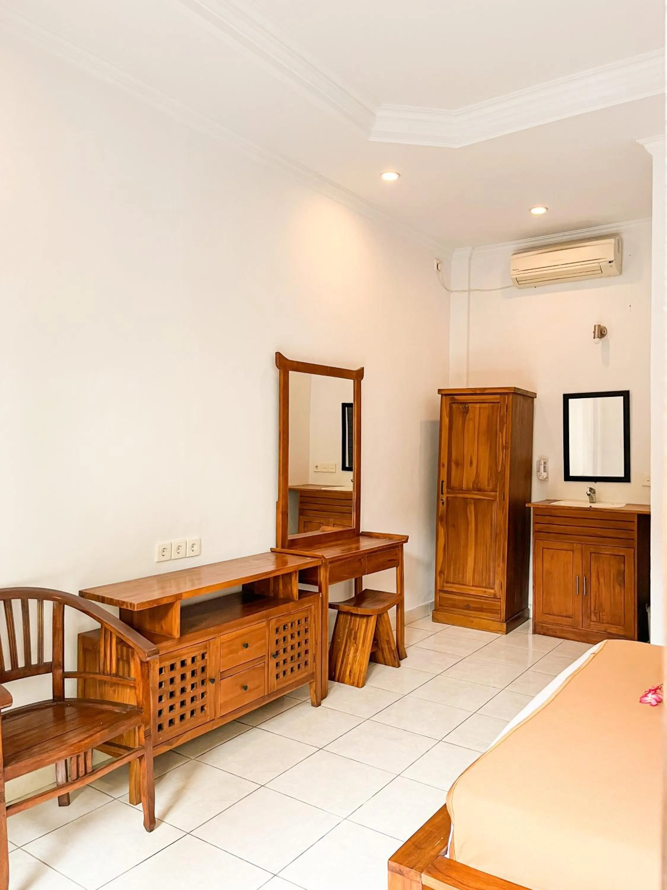 hair dresser in The Donno ubud Guest house