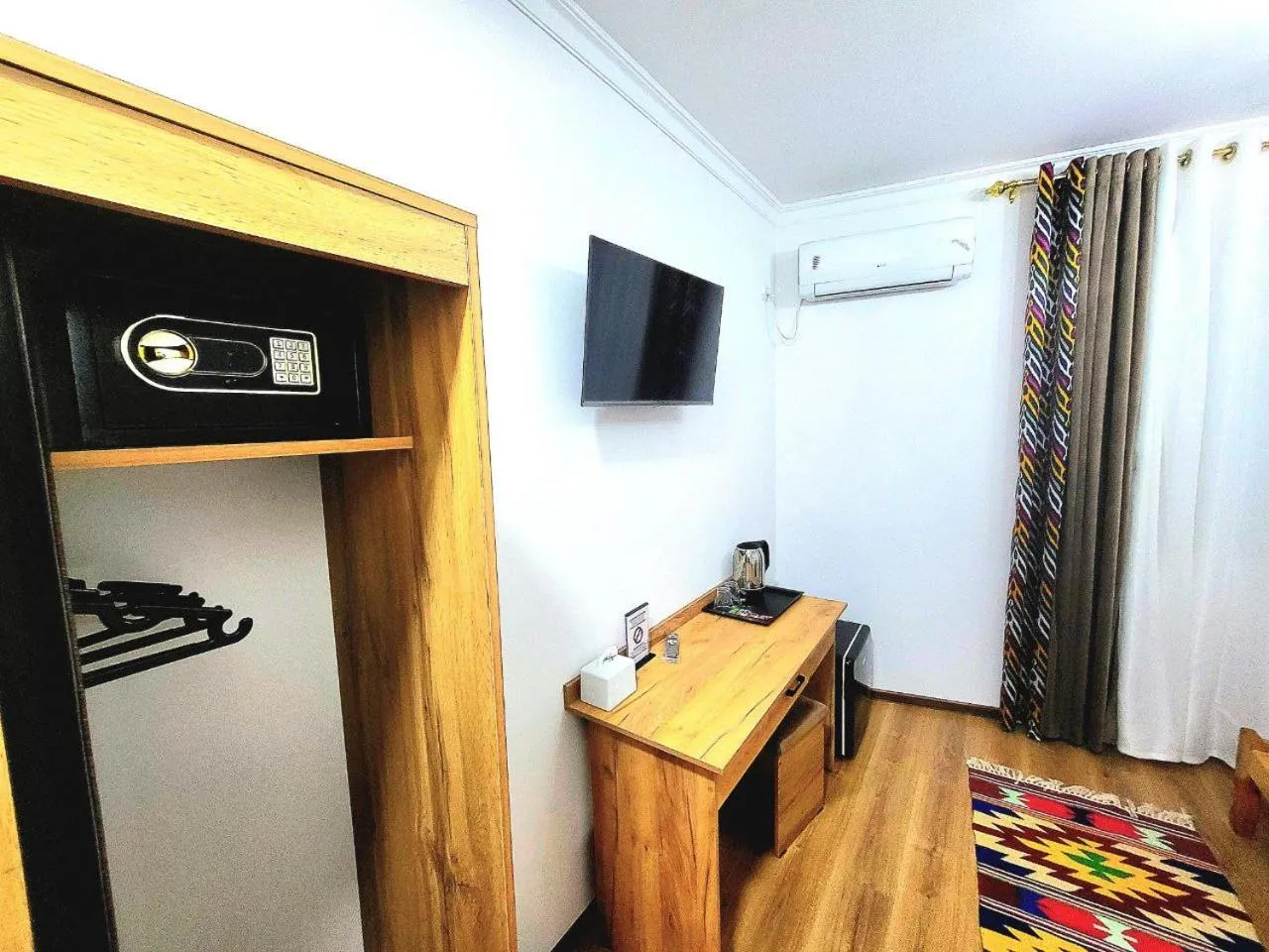 Ulli Oy Boutique Hotel & Terrace