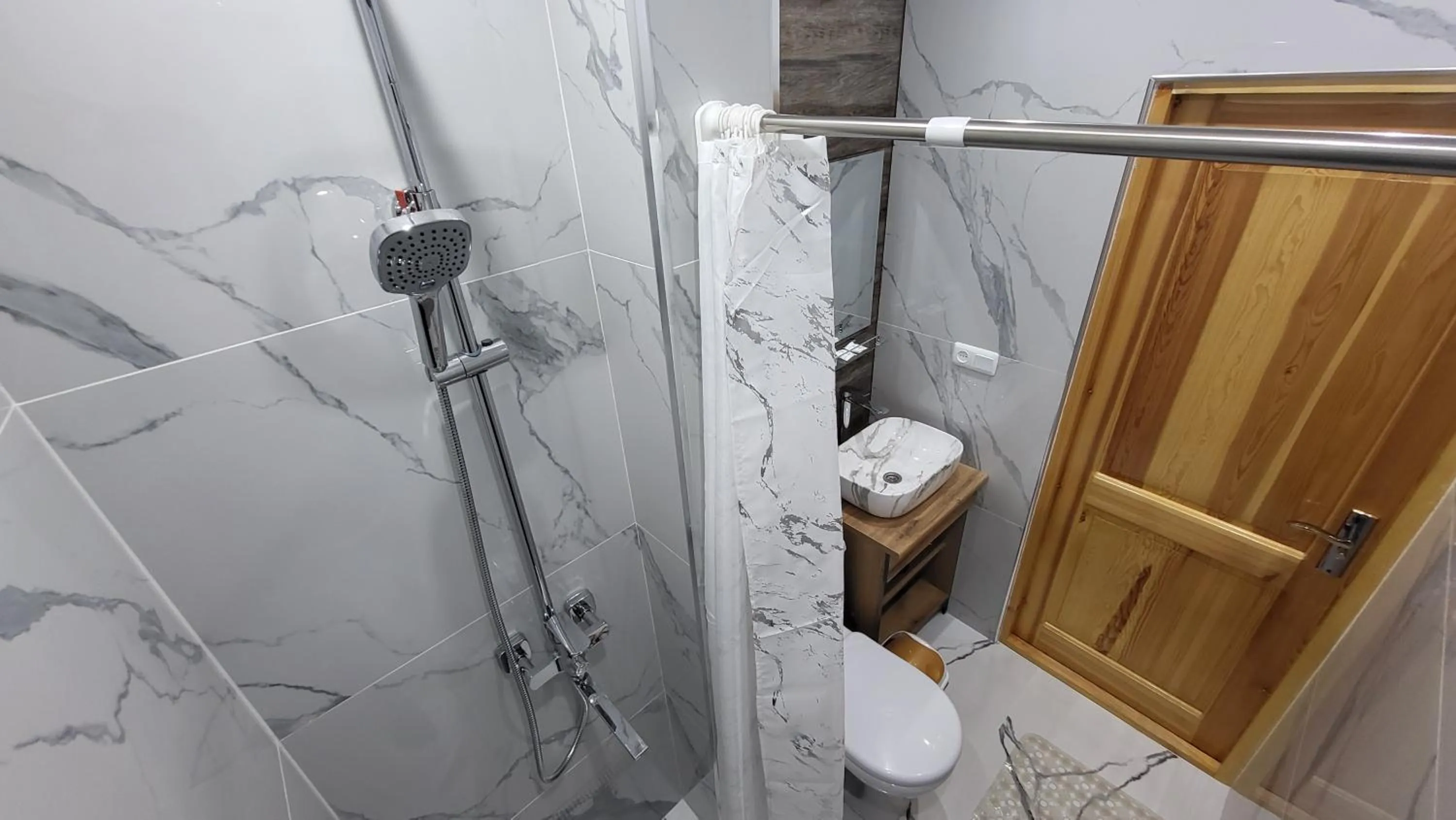 Ulli Oy Boutique Hotel & Terrace