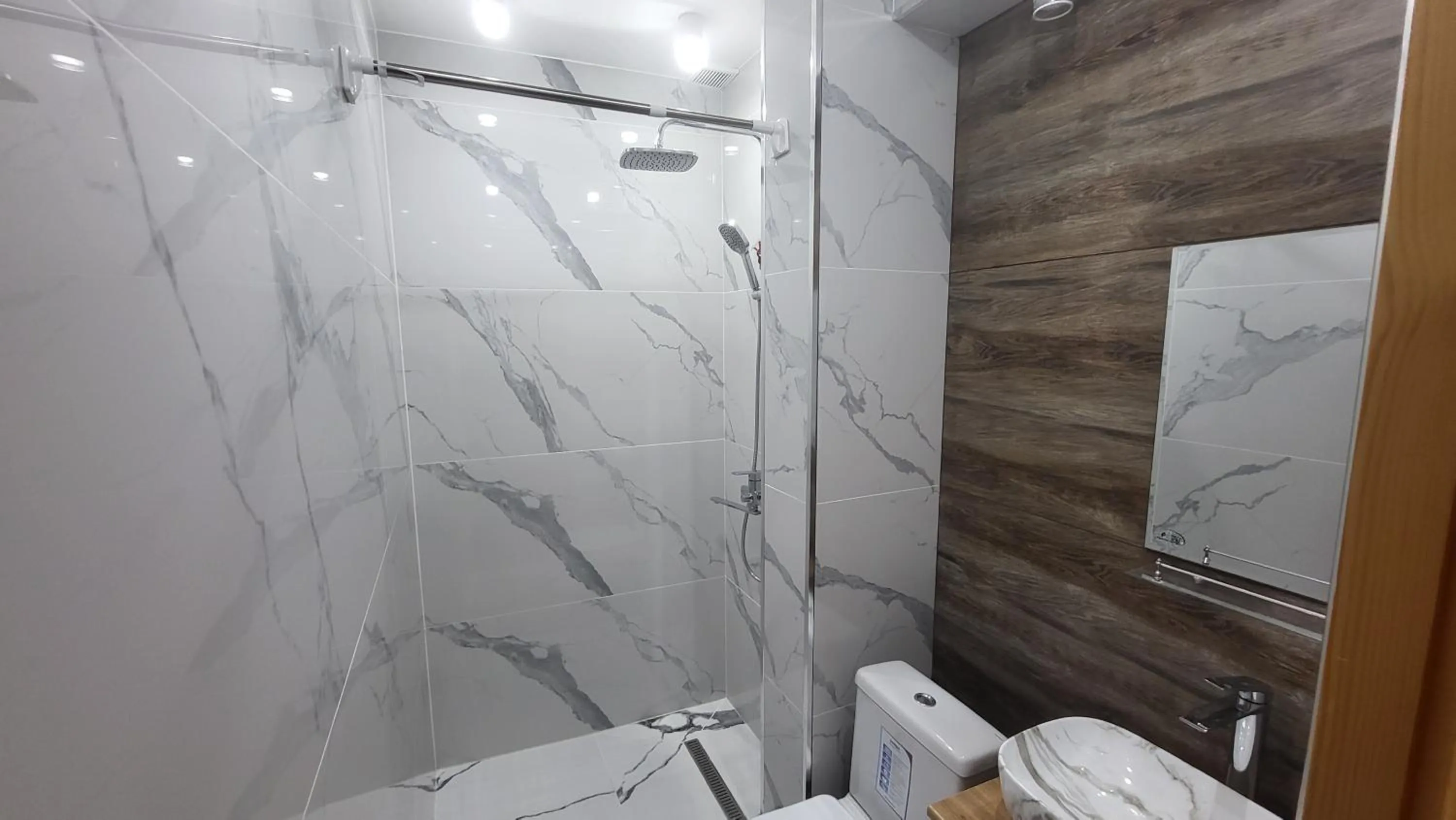 Ulli Oy Boutique Hotel & Terrace