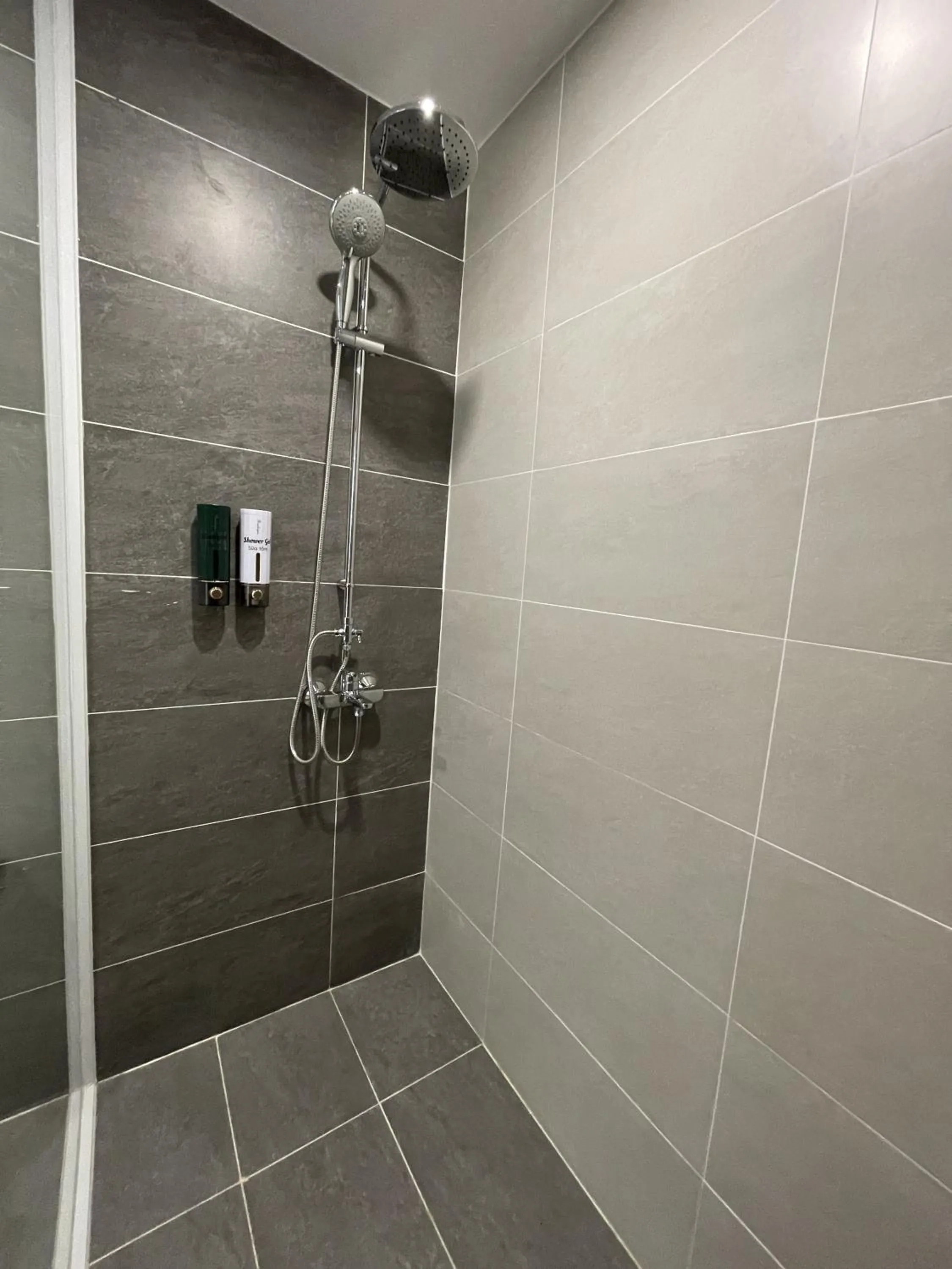 Shower in Myrtle Boutique Hotel Phu Quoc