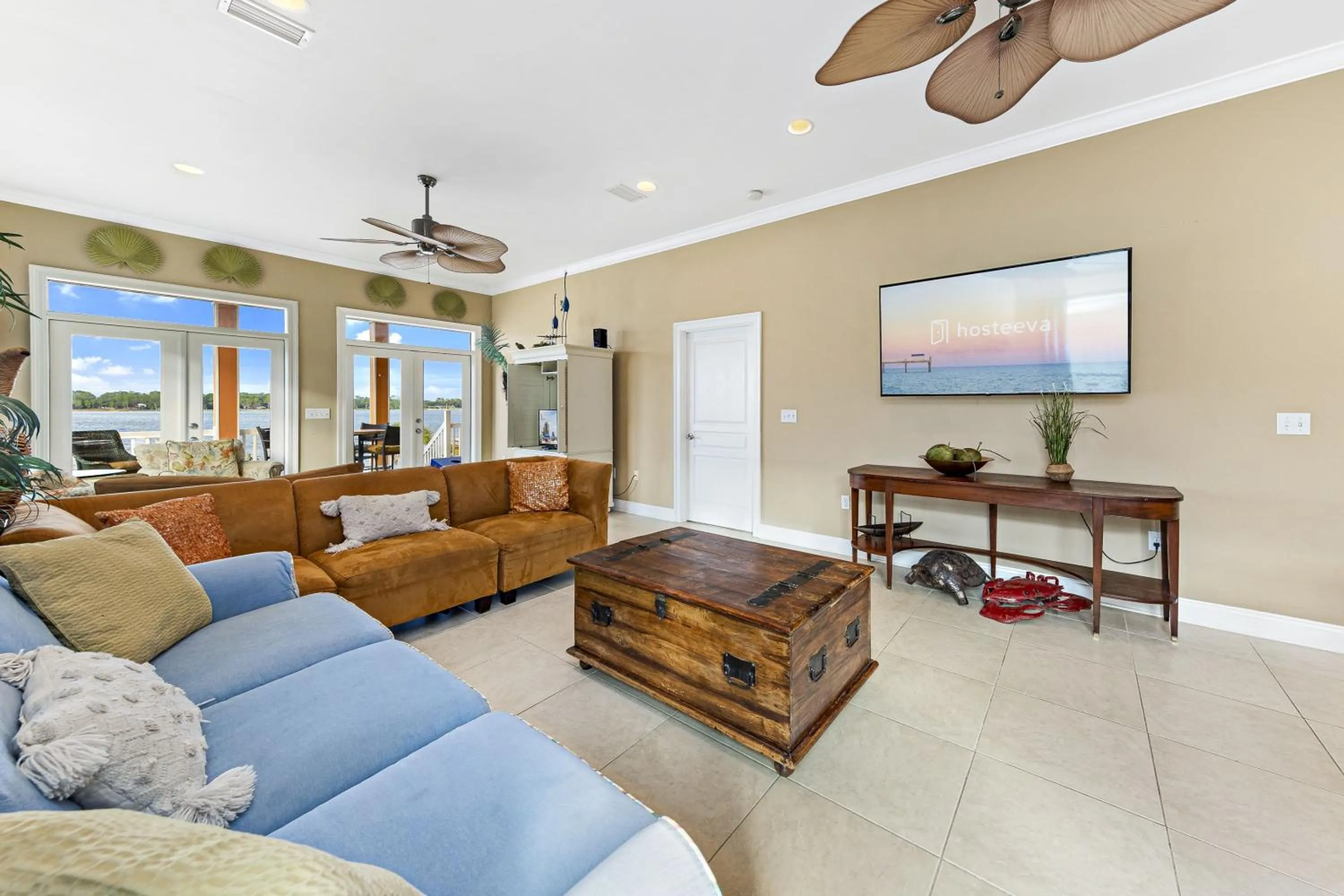 TV and multimedia in Krusty Crab