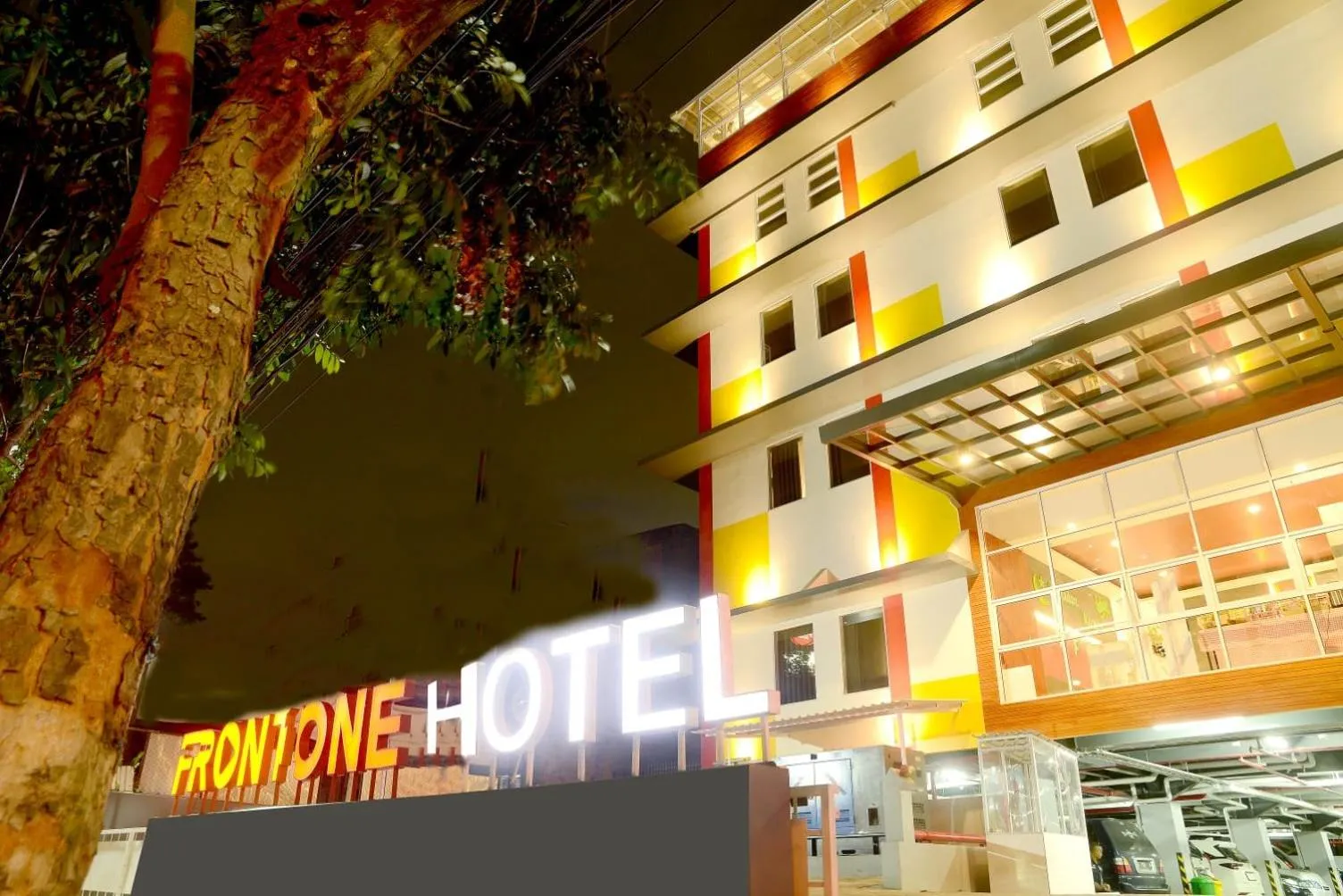 Property building in Front One Hotel Pasir Koja Bandung