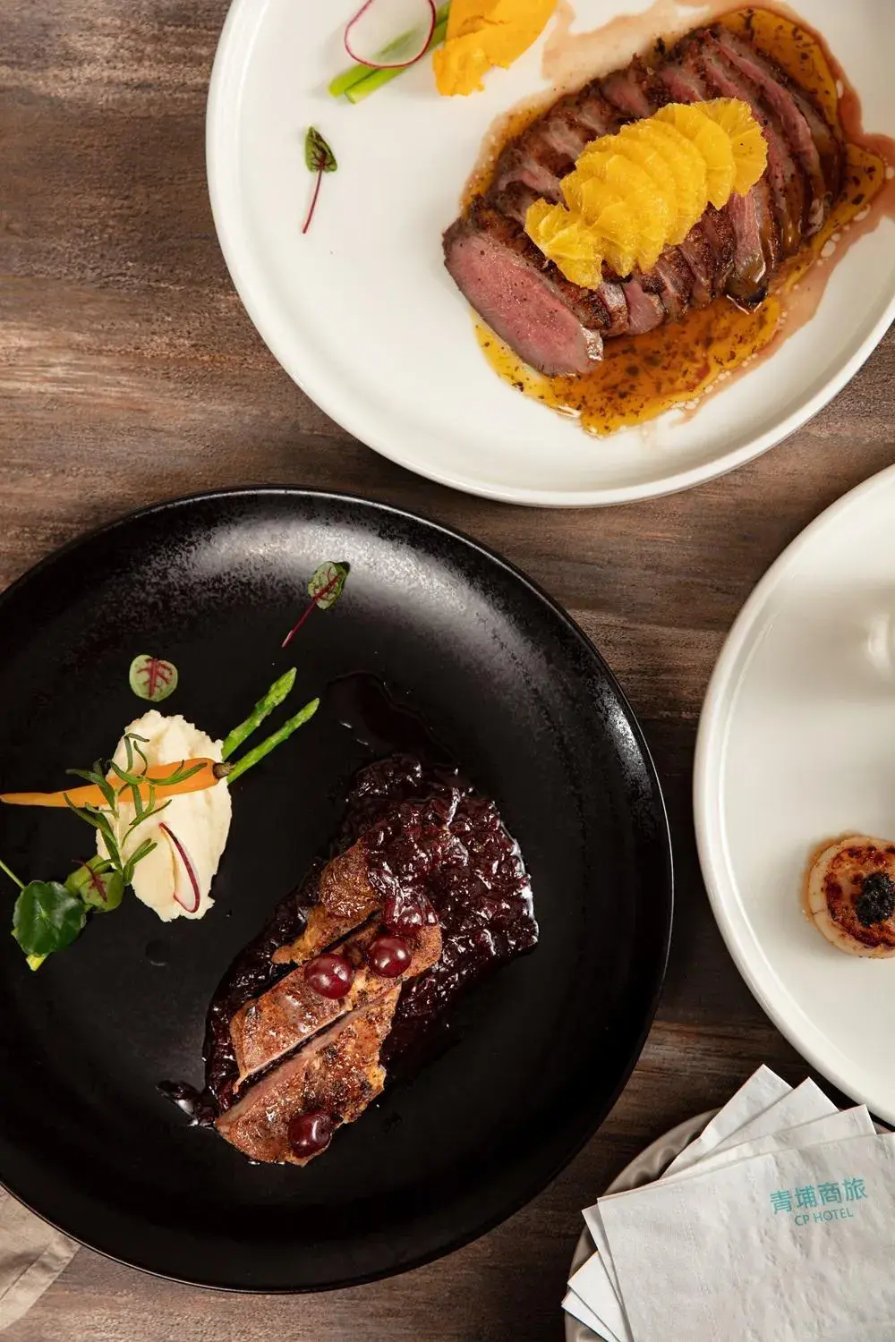 Restaurant/places to eat in CP Hotel Restaurant/places to eat in CP Hotel