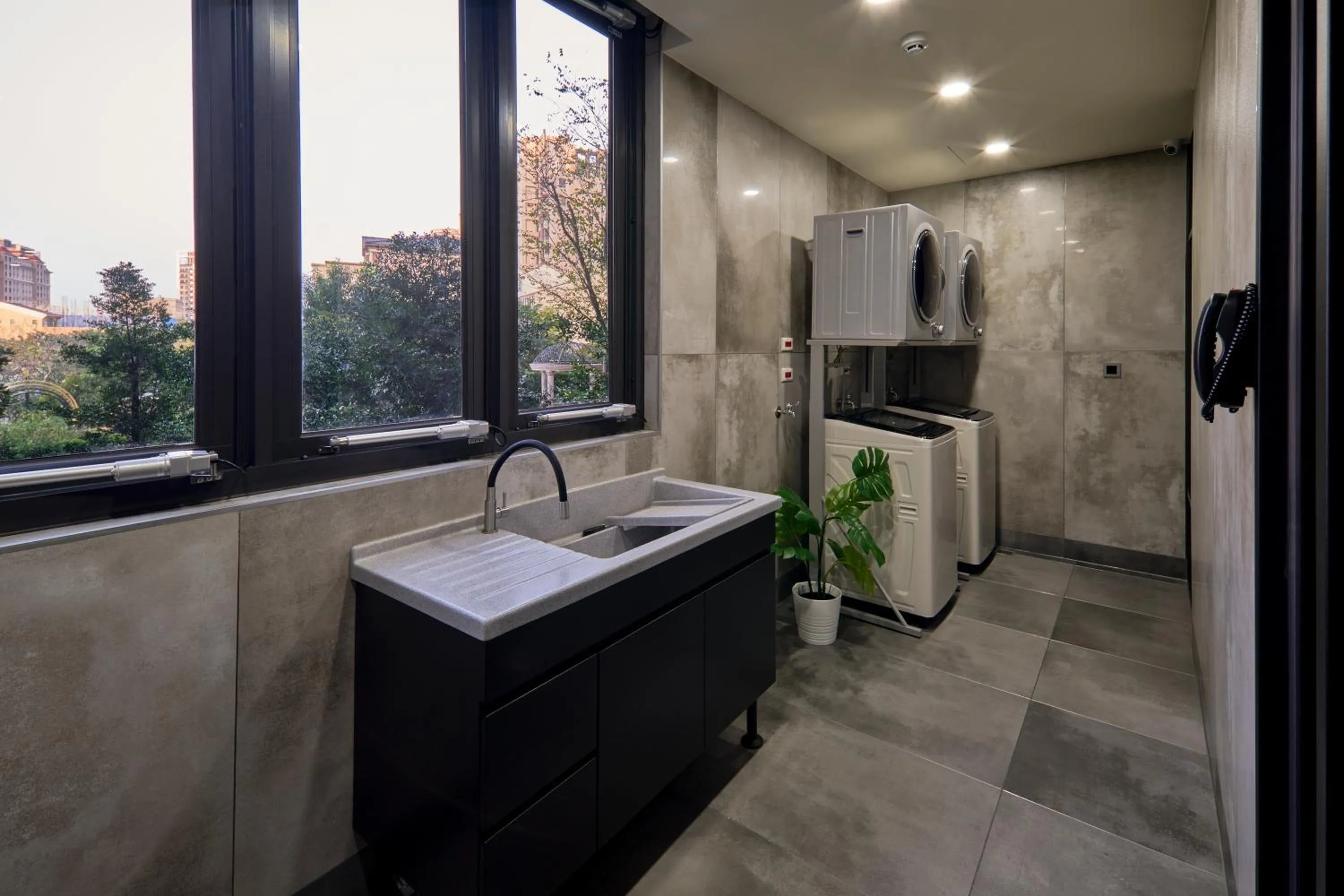 washing machine in CP Hotel