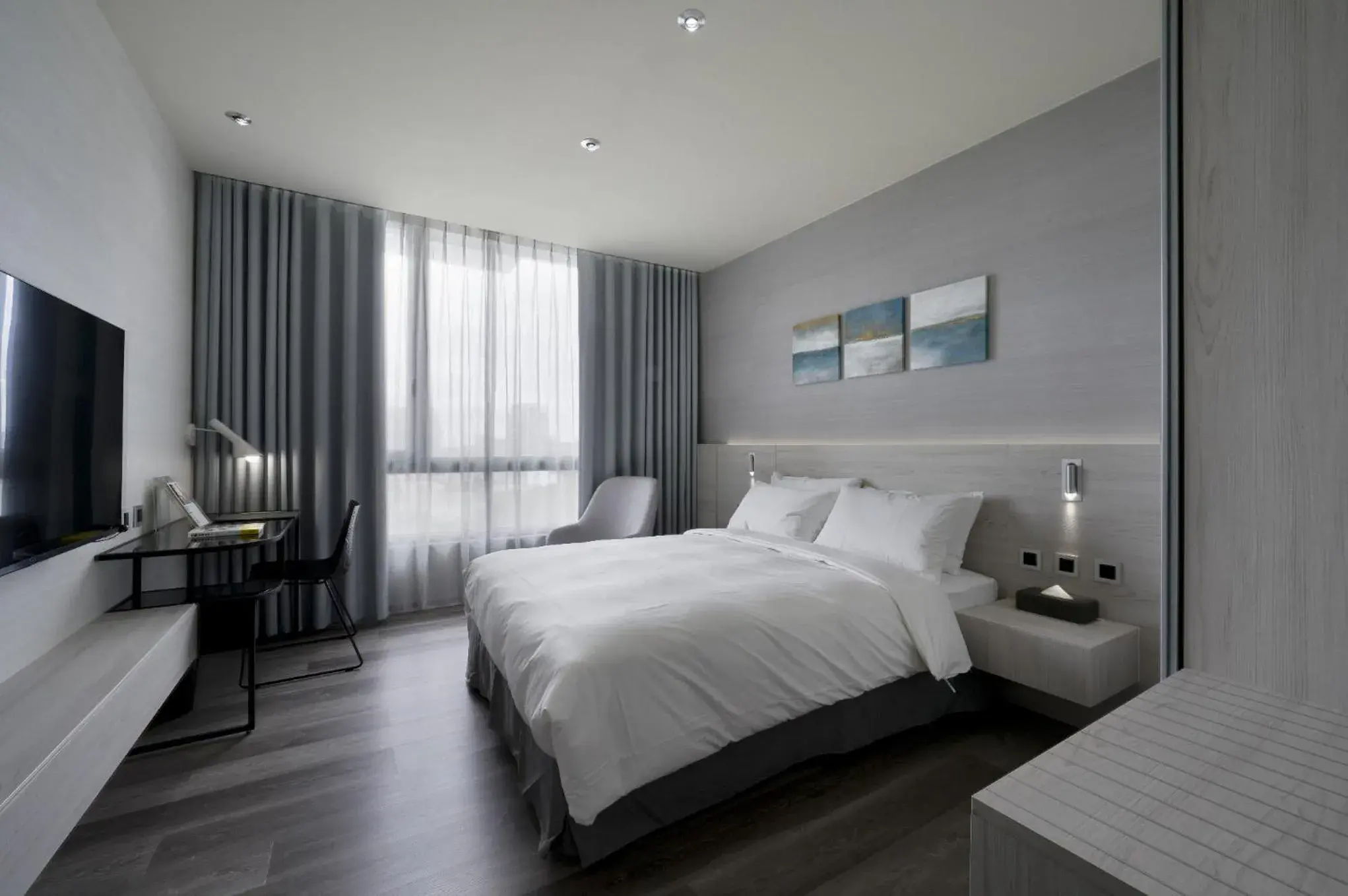 Communal lounge/ TV room, Bed in CP Hotel Communal lounge/ TV room, Bed in CP Hotel