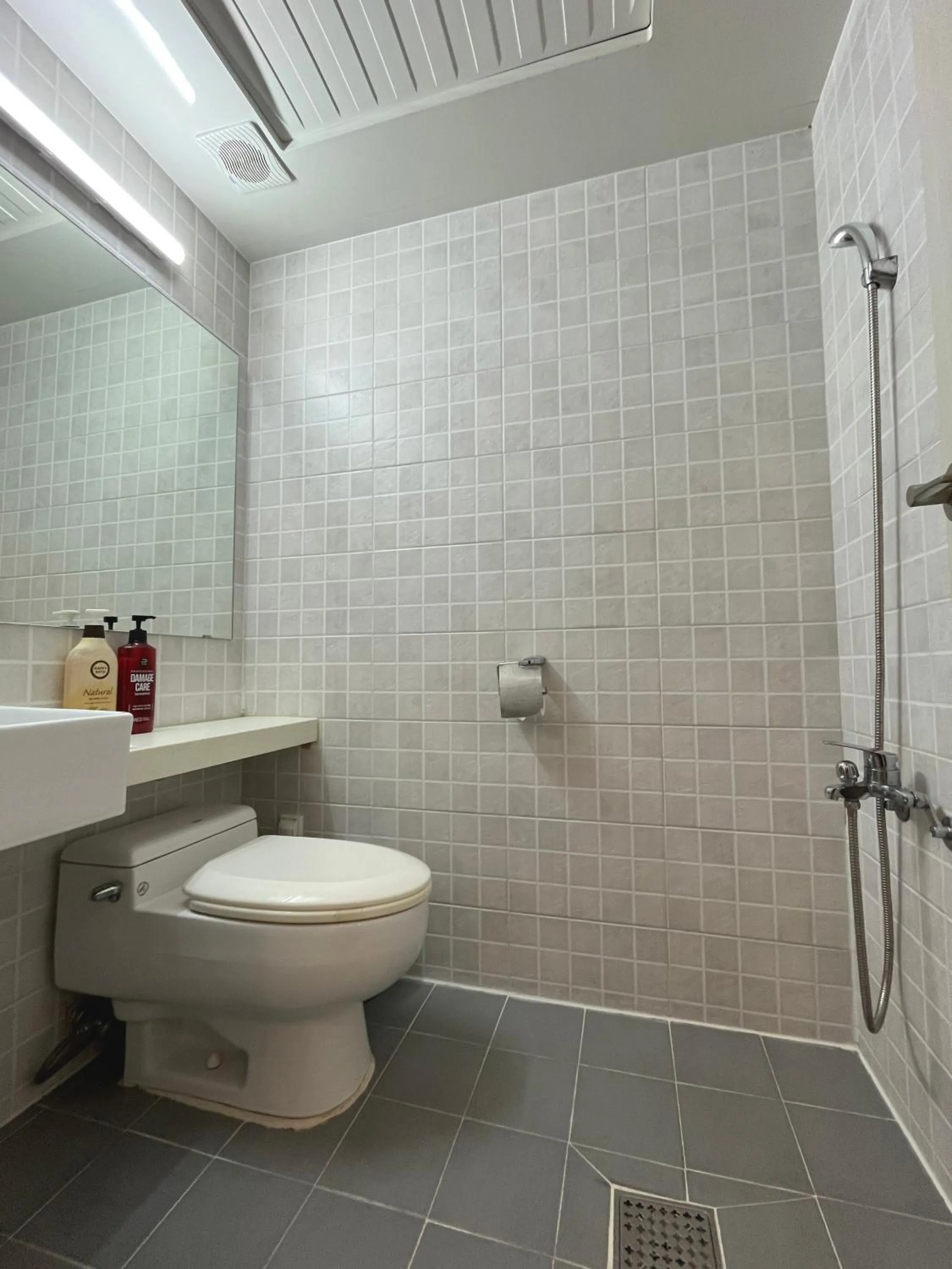 Toilet in Olive hostel R(Residence)