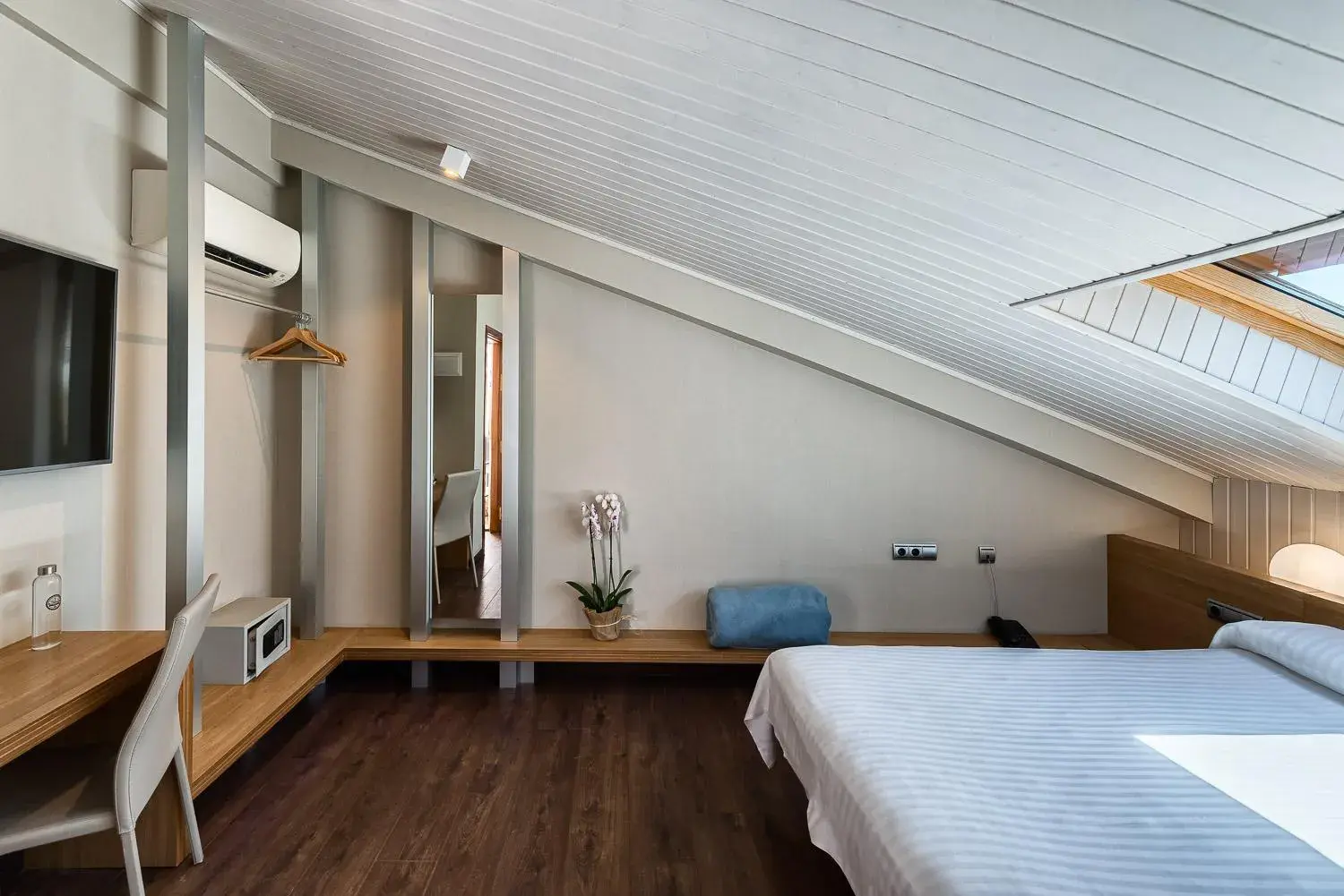 Photo of the whole room, Bed in Hotel La Chancla Photo of the whole room, Bed in Hotel La Chancla