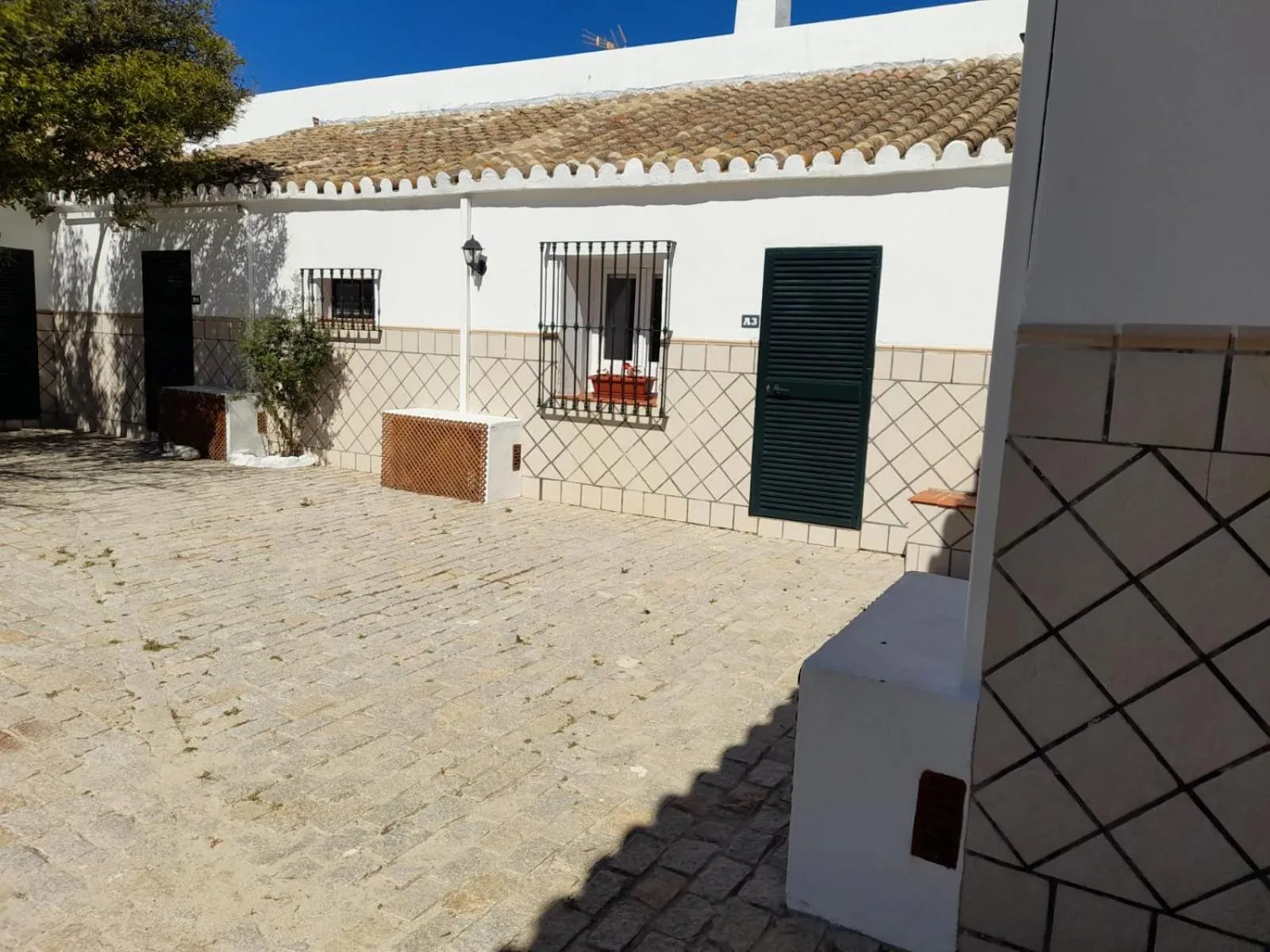 Property building in Hacienda Marcharavi