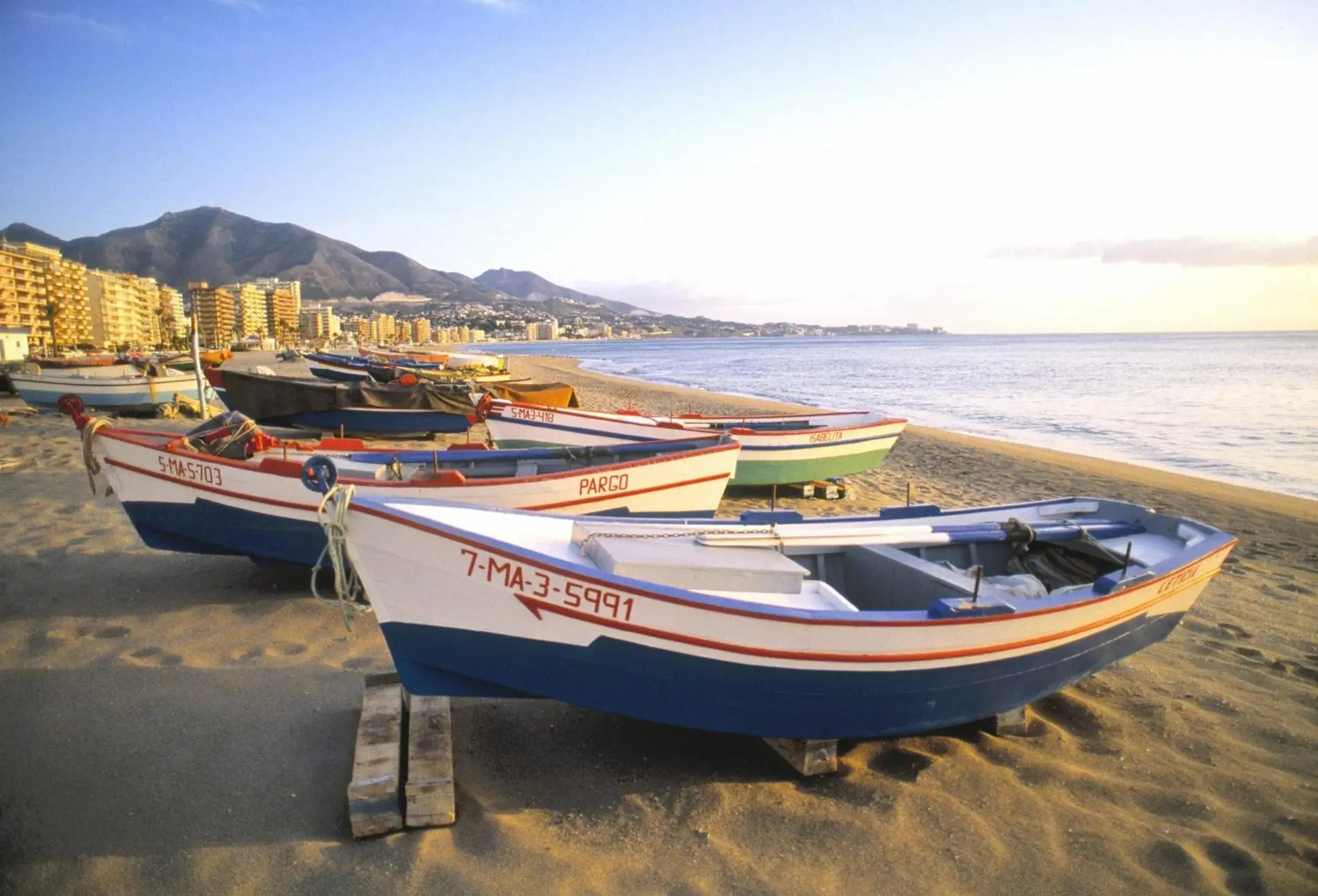 Property building in Ona Las Rampas Property building in Ona Las Rampas