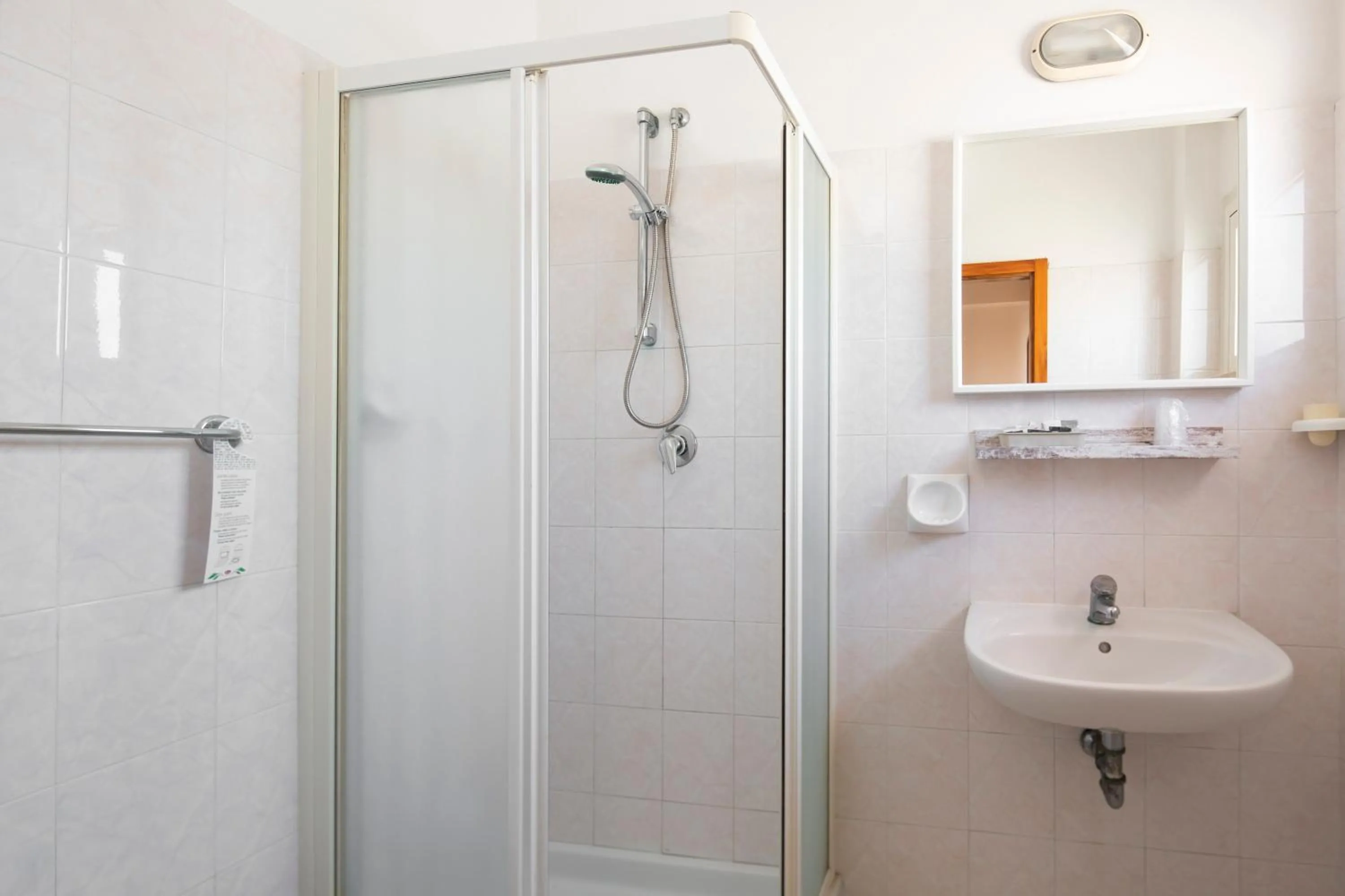 Bathroom in Hotel Ravello Adults Only