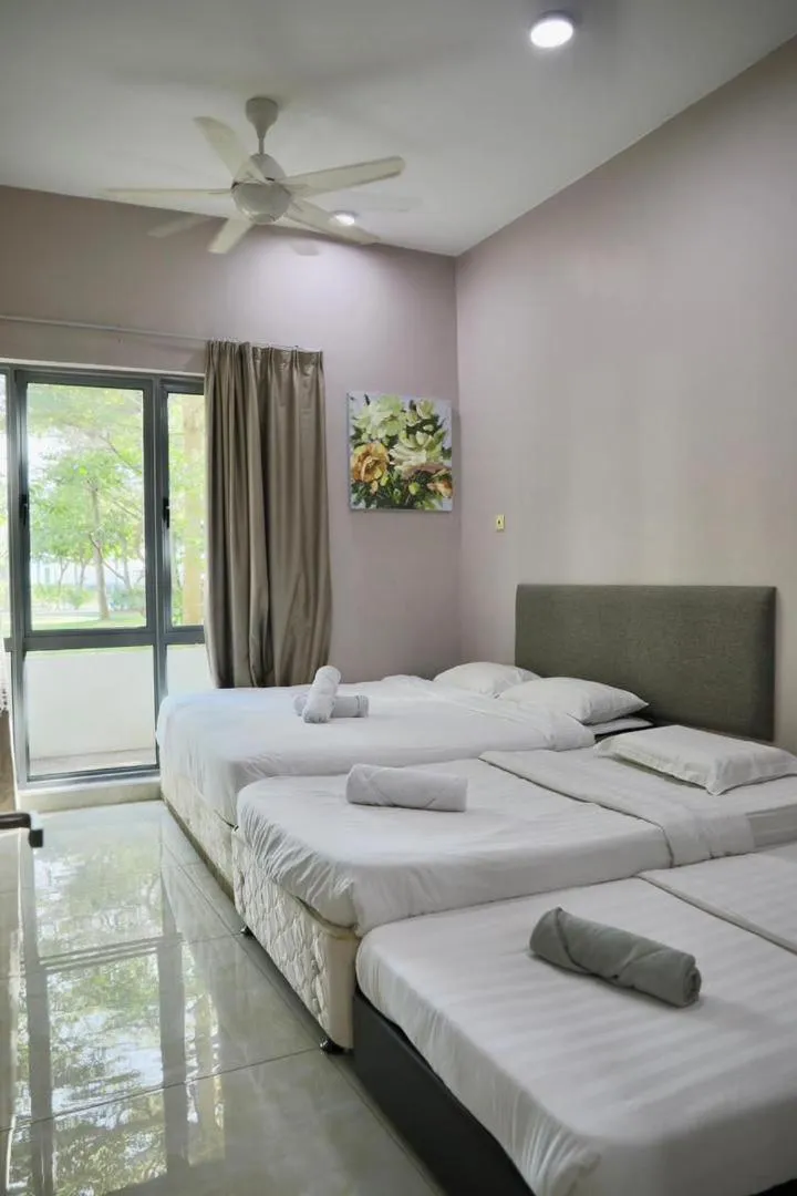 Bed in The Loft Imago Shopping Mall, City Centre in Kota Kinabalu