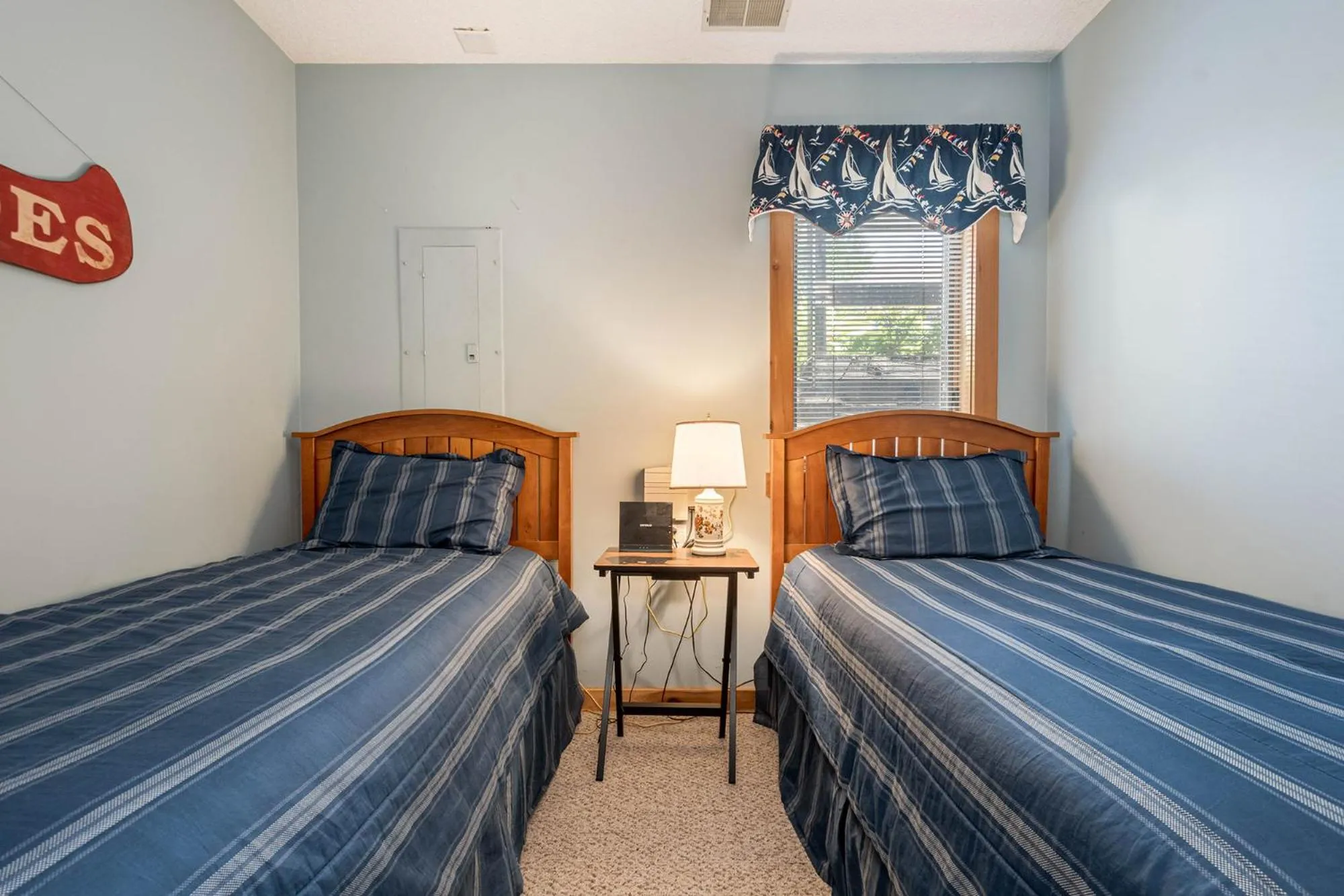 Property building, Bed in Sunset Chalet