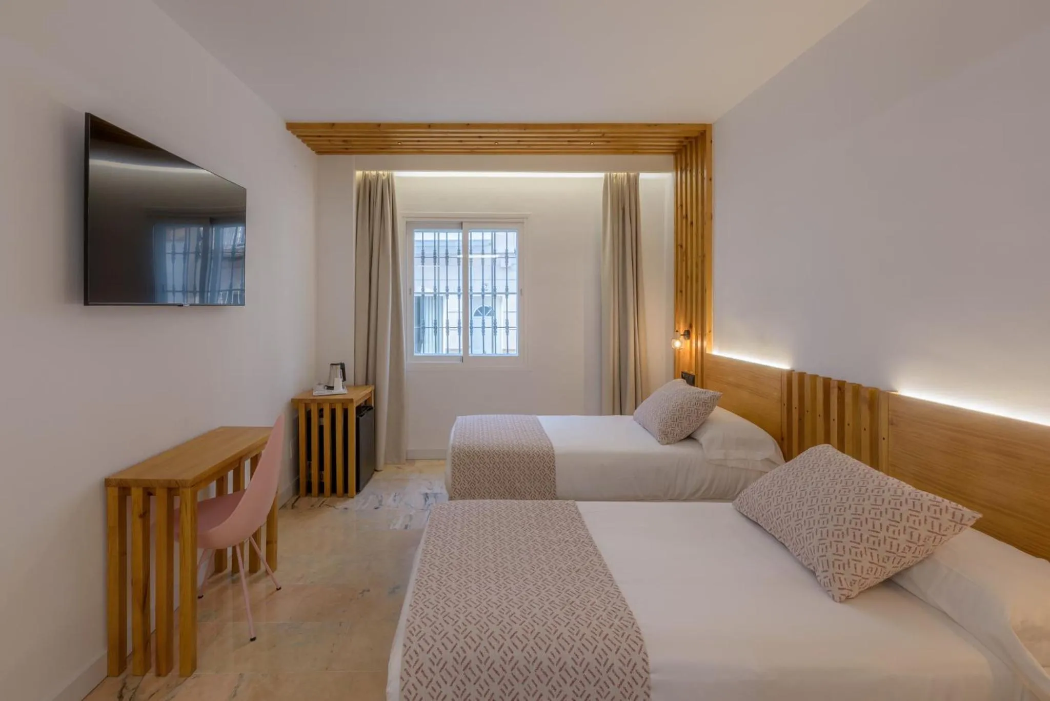 Bed in Hotel Boutique Sibarys - Adults Recommended