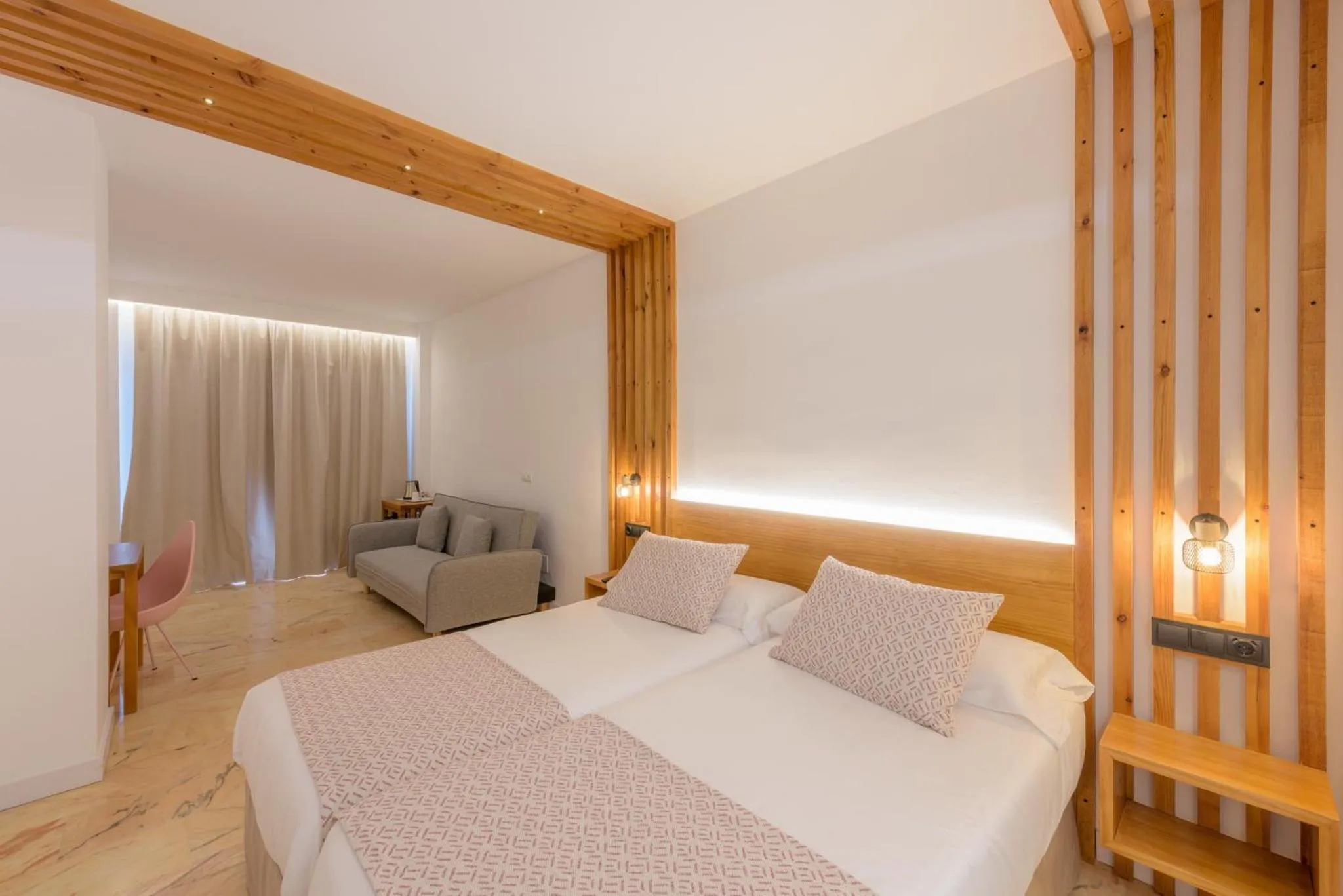 Bed in Hotel Boutique Sibarys - Adults Recommended